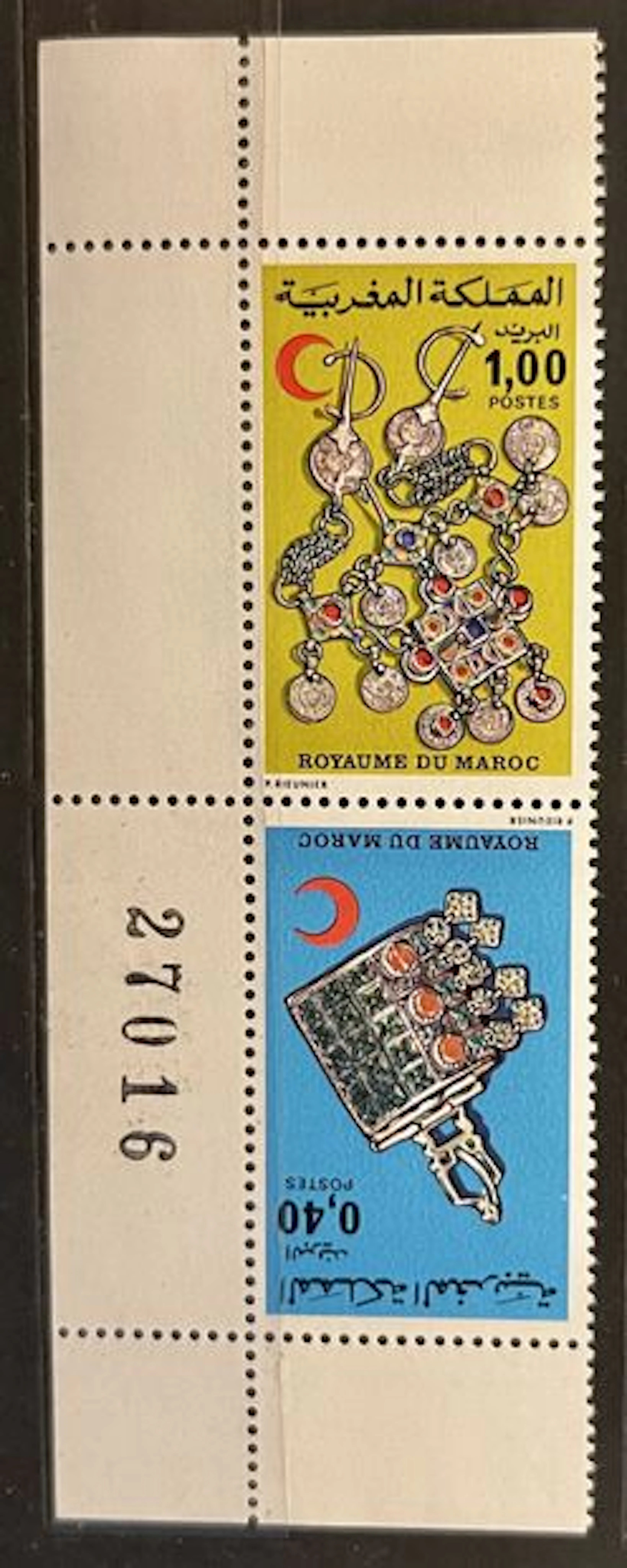 MOROCCO - Red Crescent, traditional jewelry, pair with sheet - Lot 45