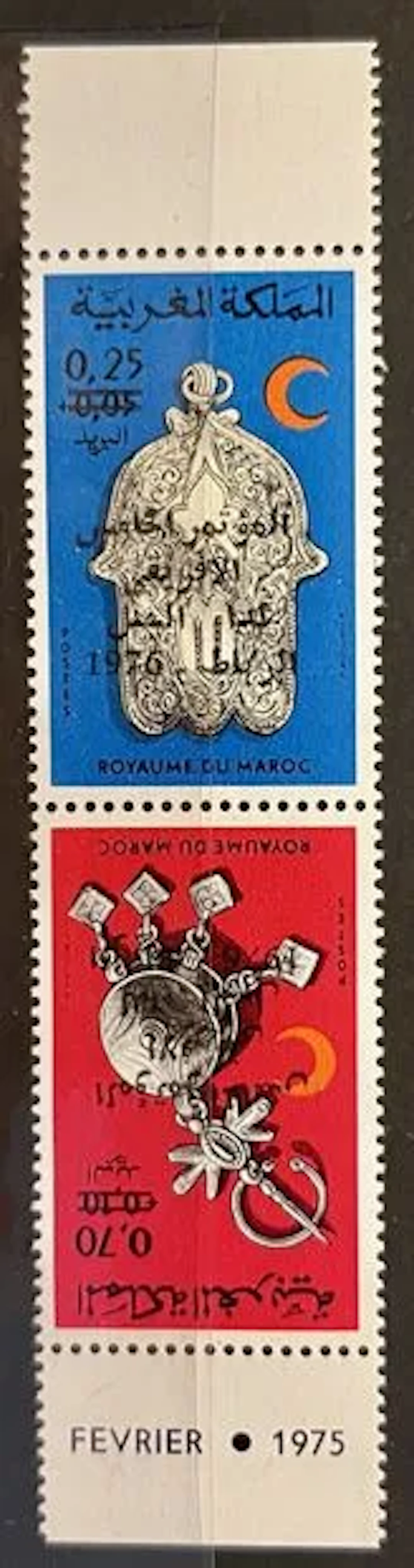 MOROCCO - Red Crescent, traditional jewelry, pair with margi - Lot 46