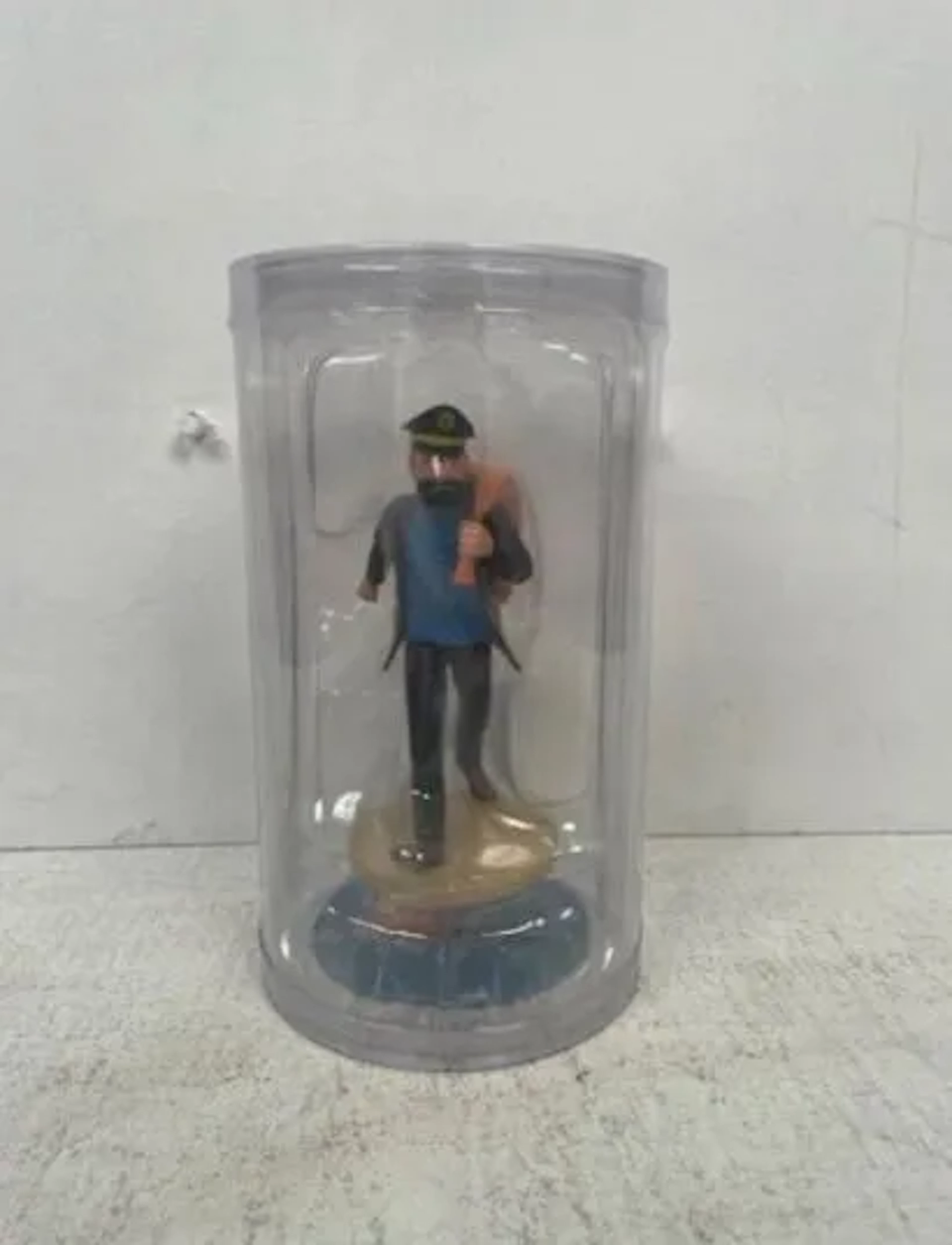 Figurine Capitaine Haddock en route 13 cm - Lot 222