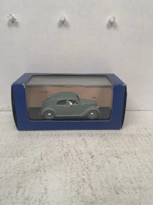 1/43 Scale Tintin Car "The Emir's Lancia Aprilia" - Tintin i - Lot 275