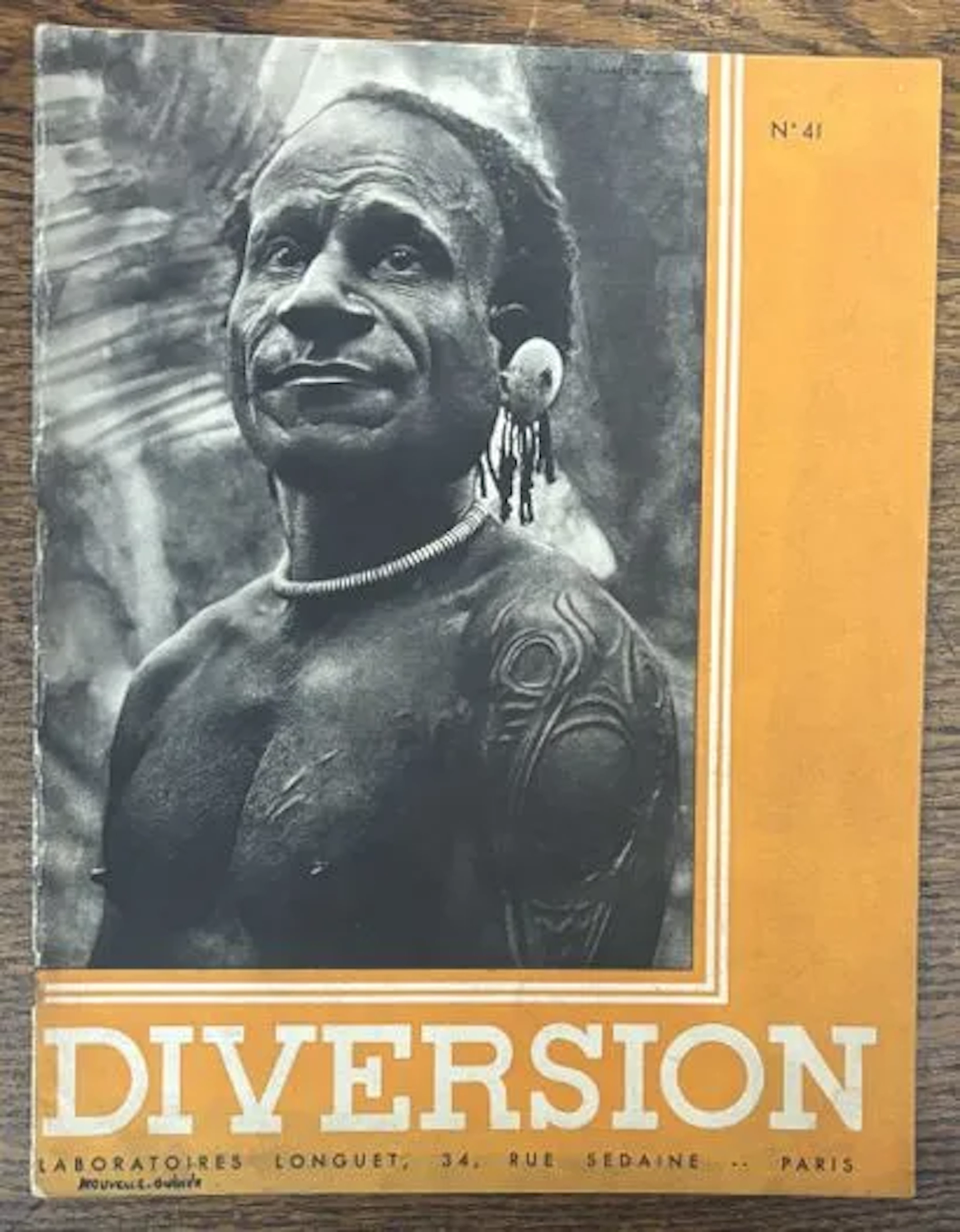 DIVERSION — N° 41 — Nouvelle-Guinée - Lot 102