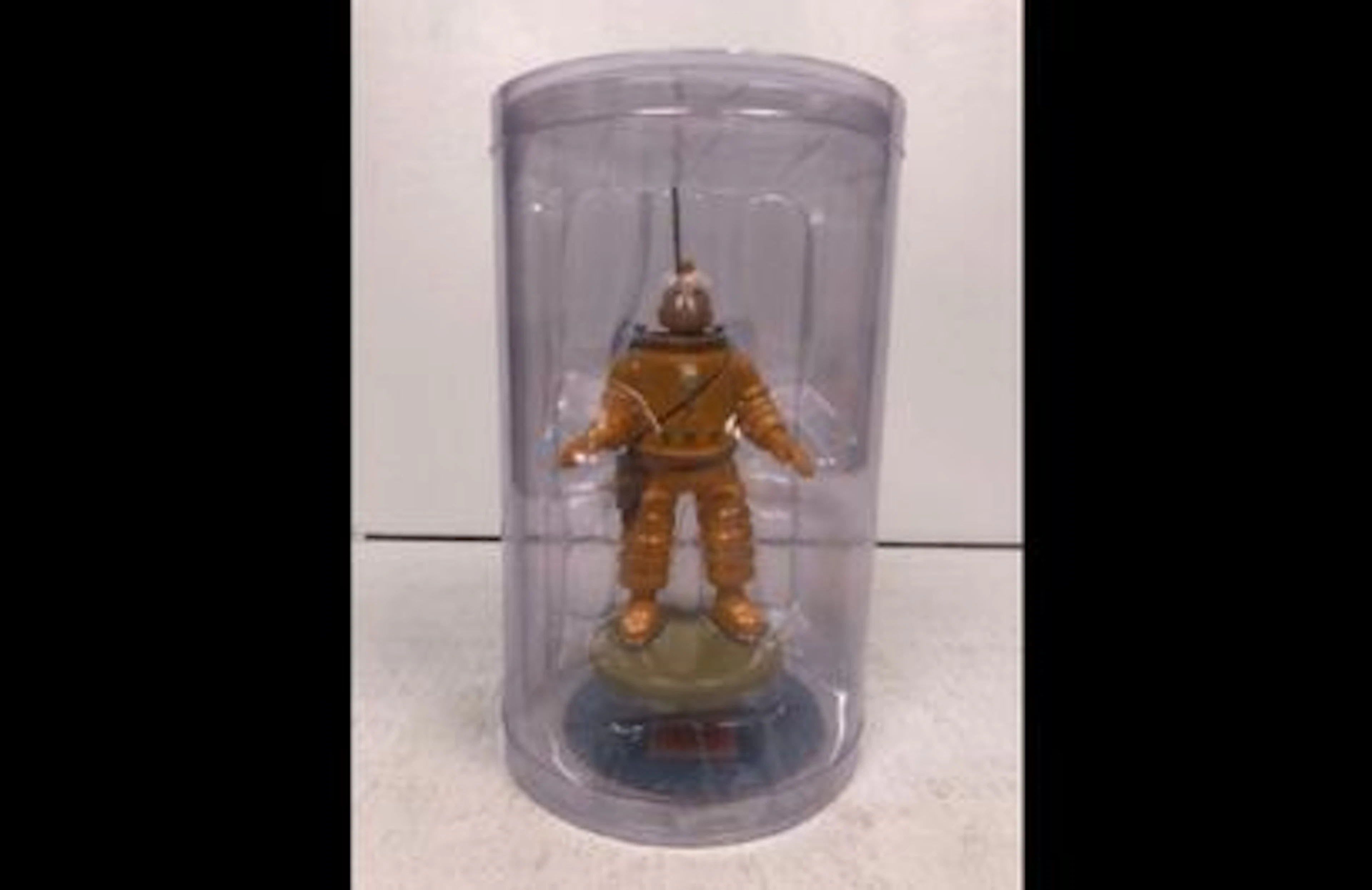 Figurine Tintin en tenue spatiale 12 cm - Lot 148