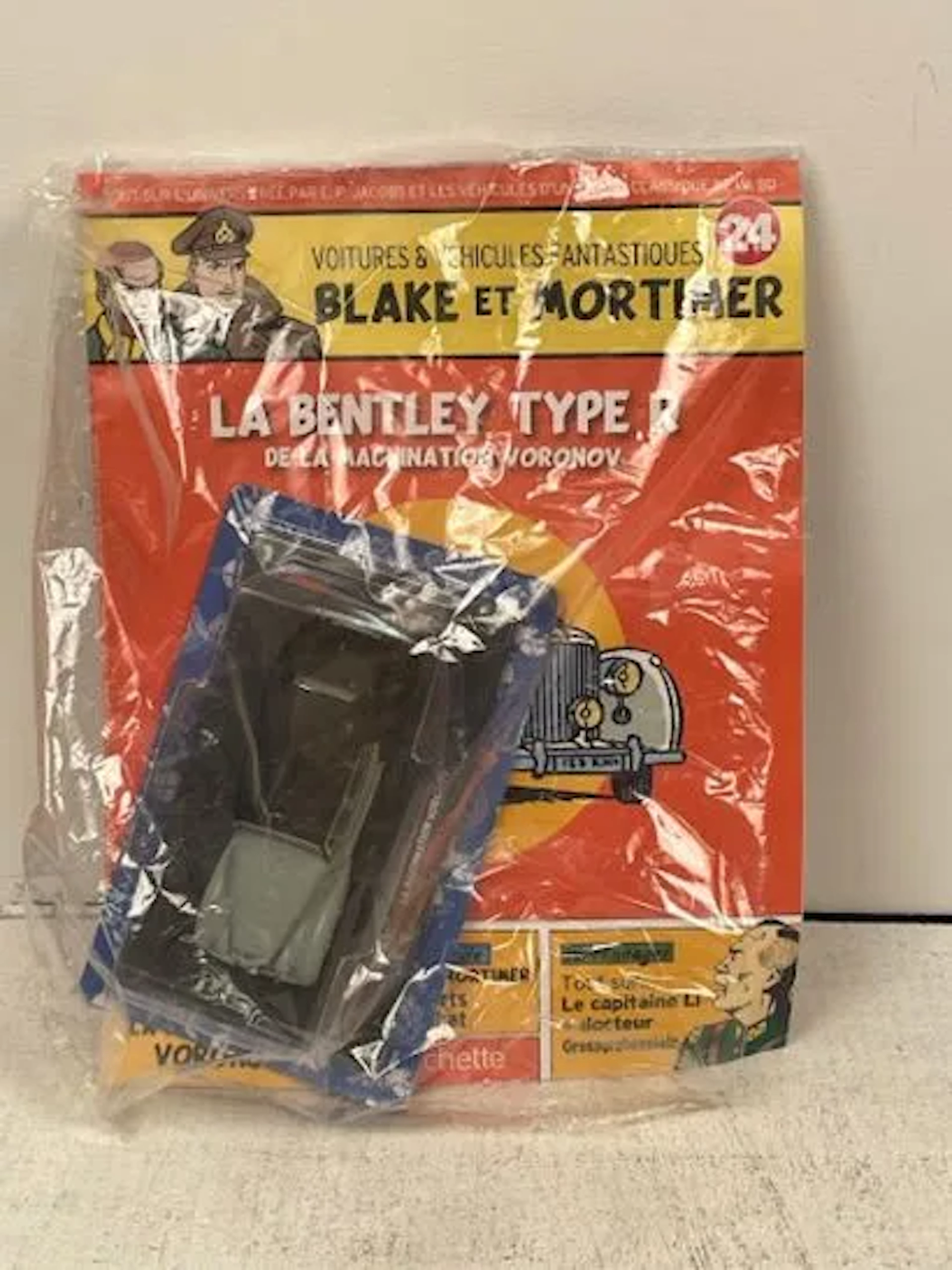 FANTASY CARS & VEHICLES FROM BLAKE & MORTIMER (HACHE - Lot 259