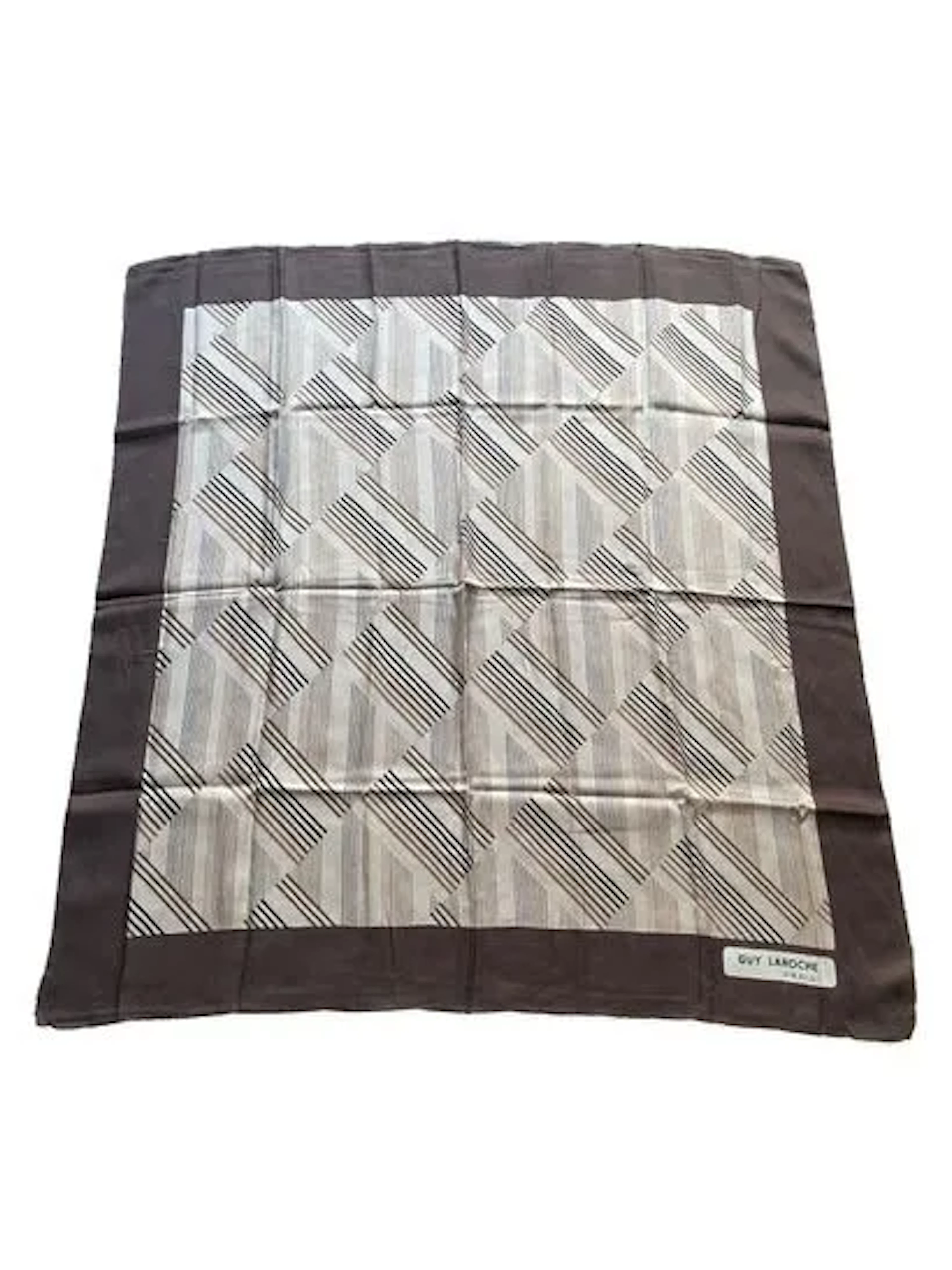 GUY LAROCHE - Lot 509