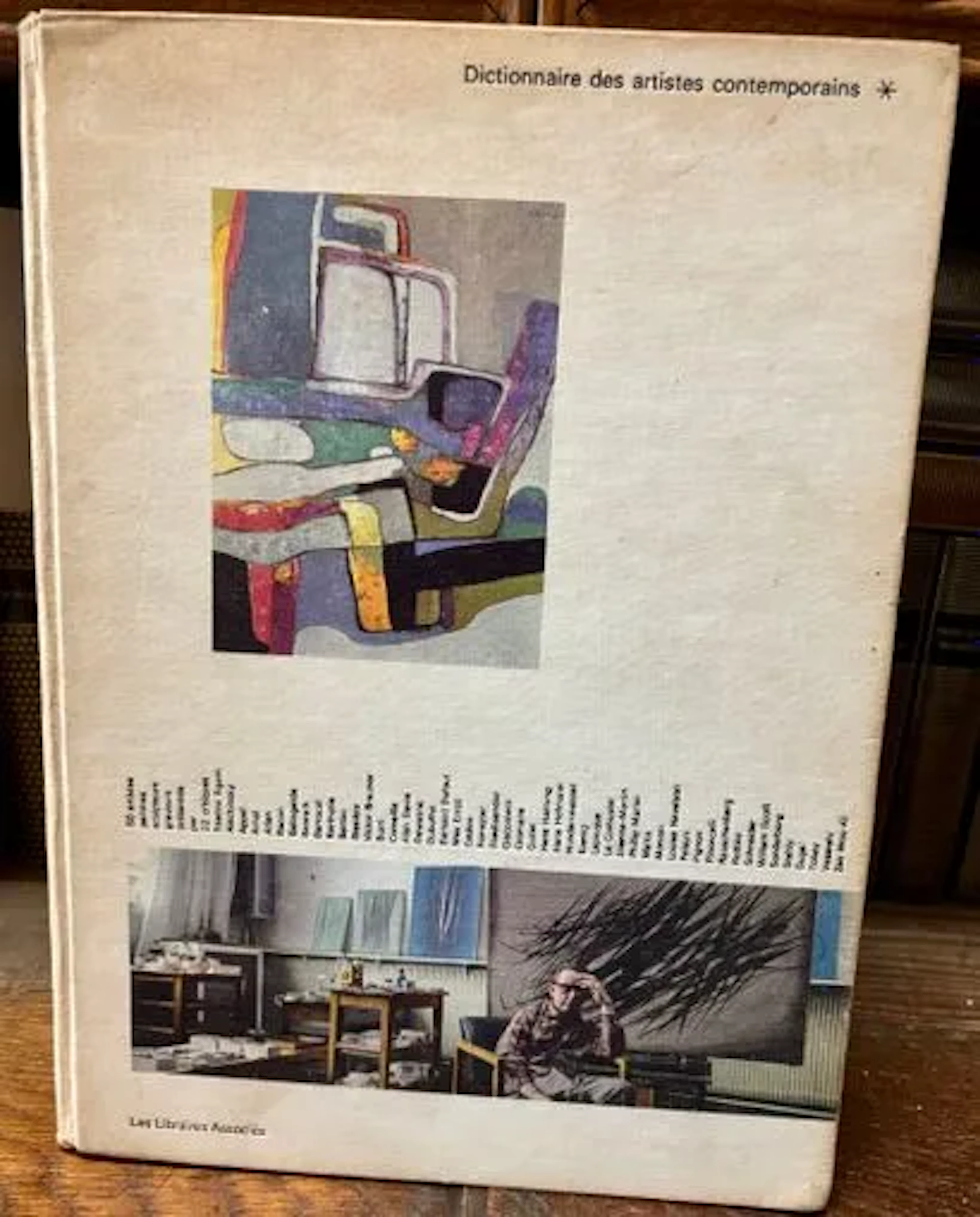 Dictionary of Contemporary Artists. - Lot 140