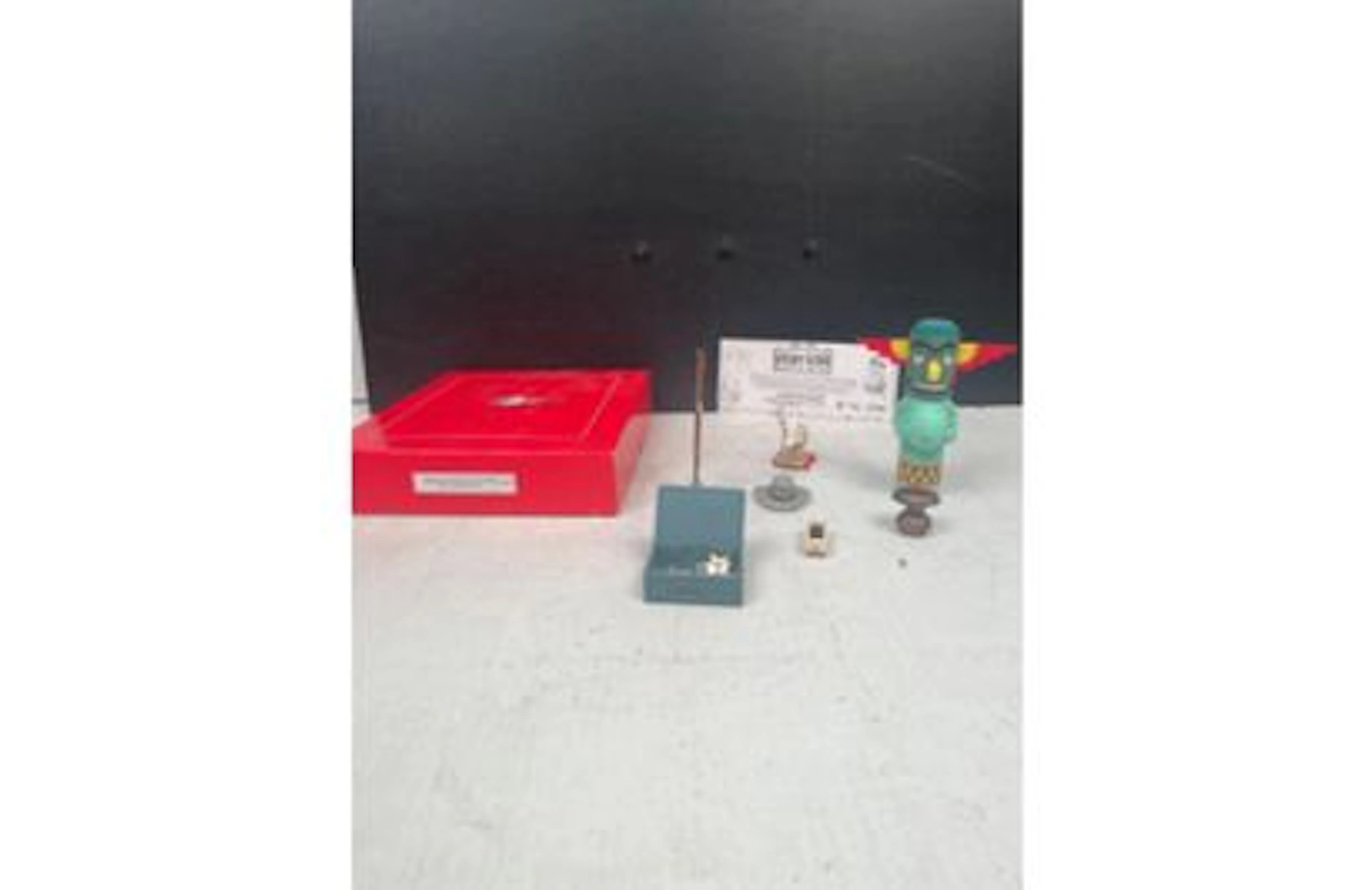 PIXI 6053 - Box No. 9 - Lot 157