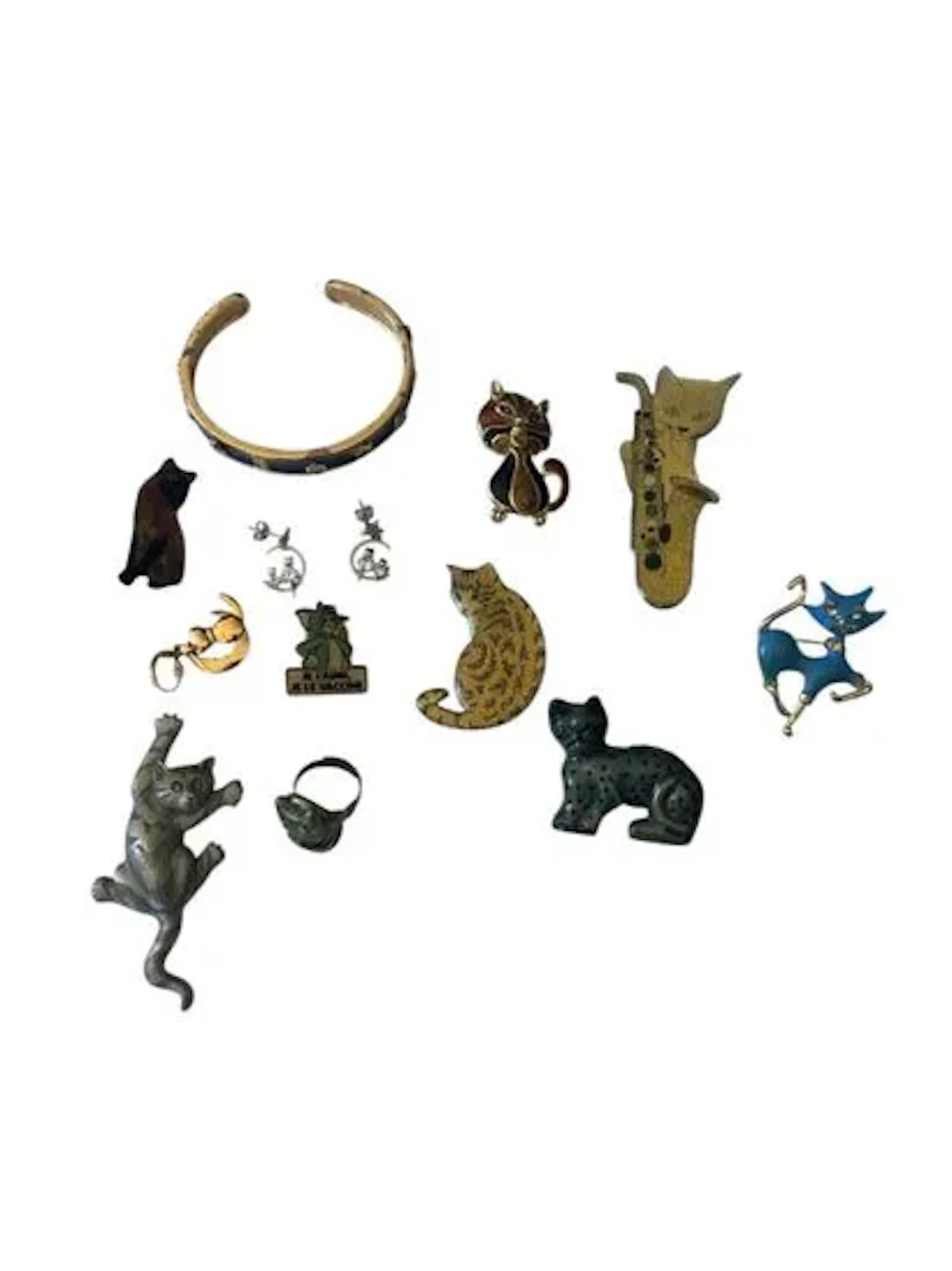 CHATS - Lot 224