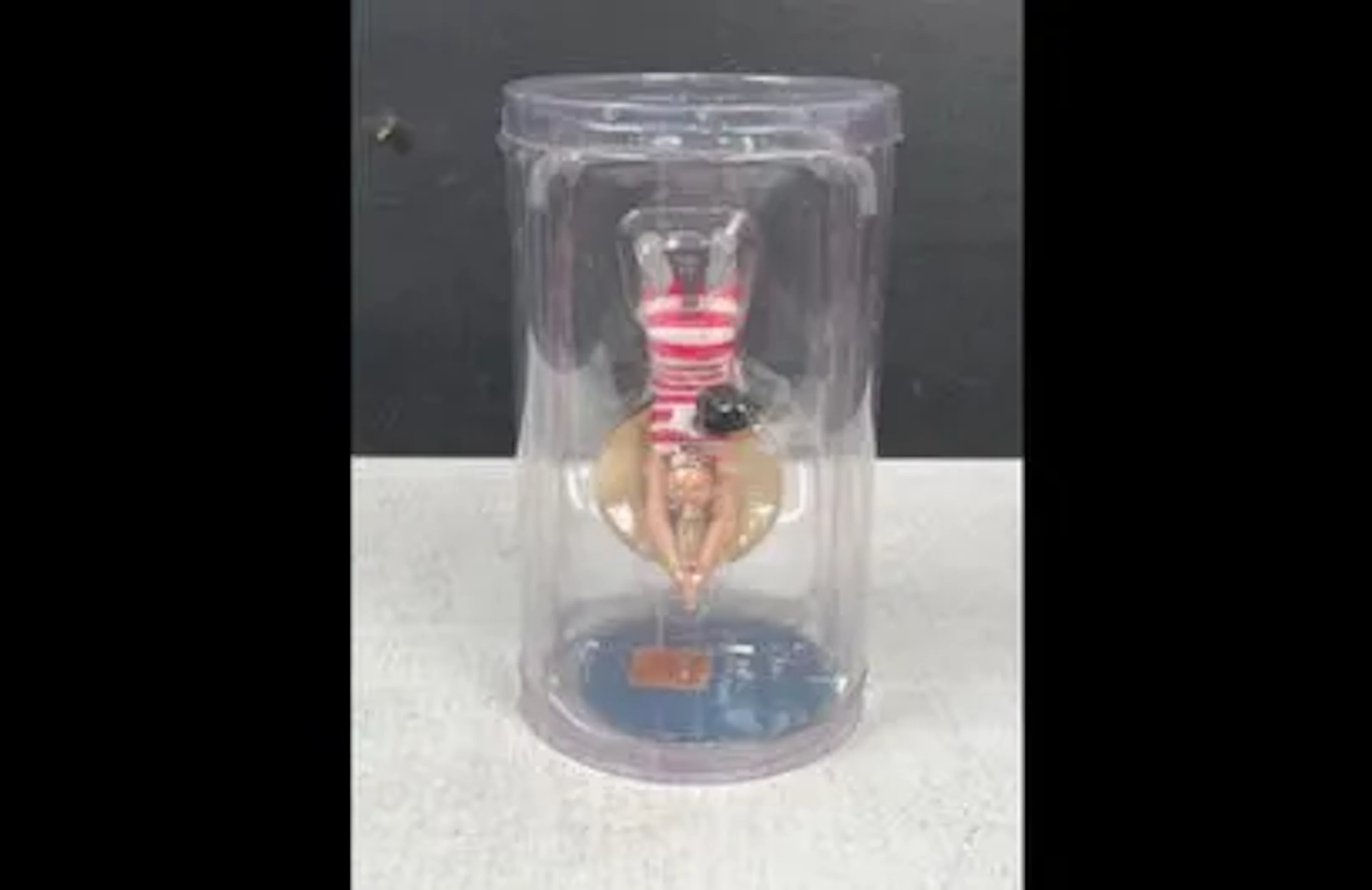 Figurine Dupont en tenue de baigneur 8,5 cm - Lot 226