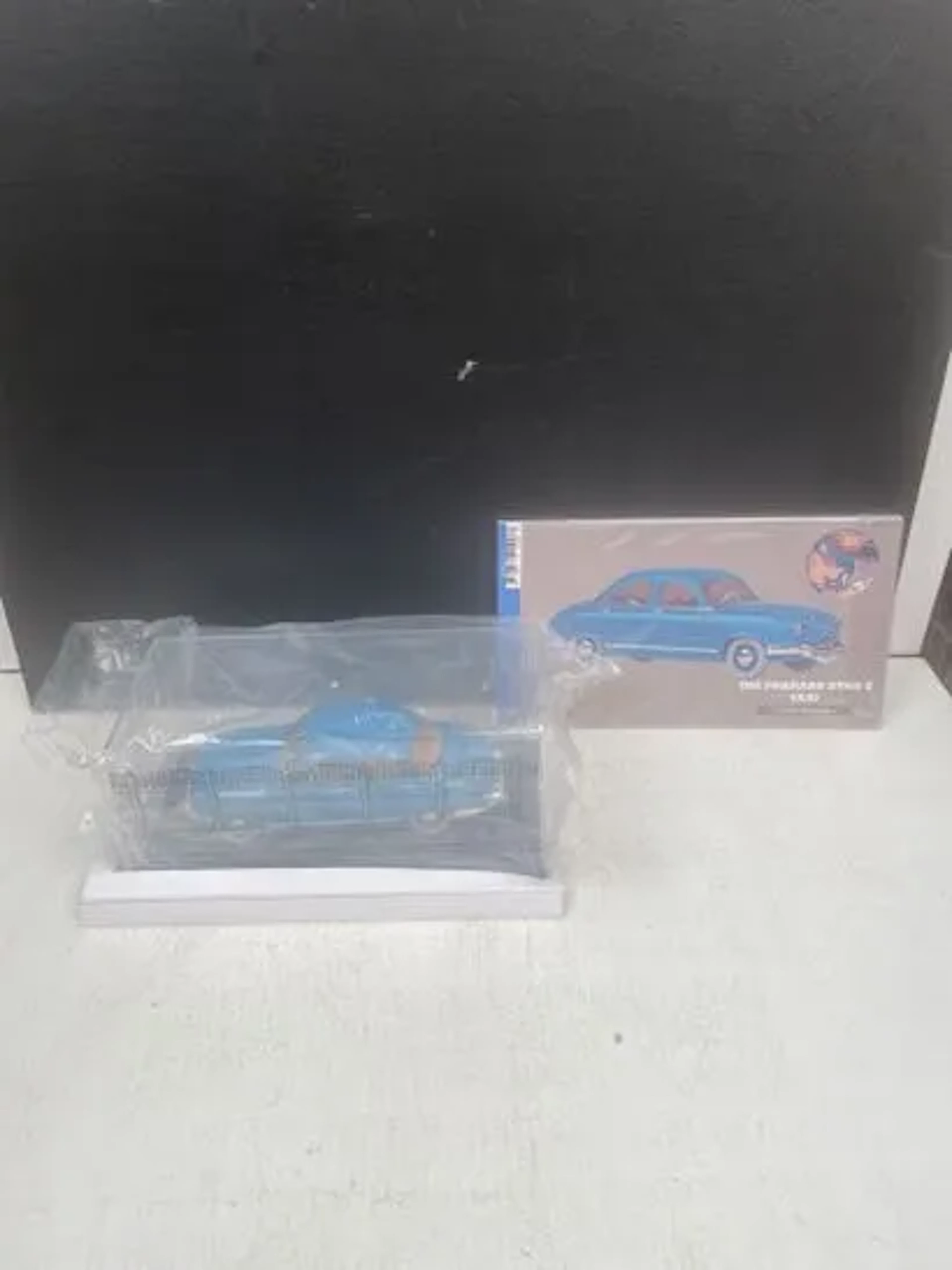 TINTIN (Hergé) - 1/24 Scale Vehicle: The Panhard Dyna Z Taxi - Lot 244