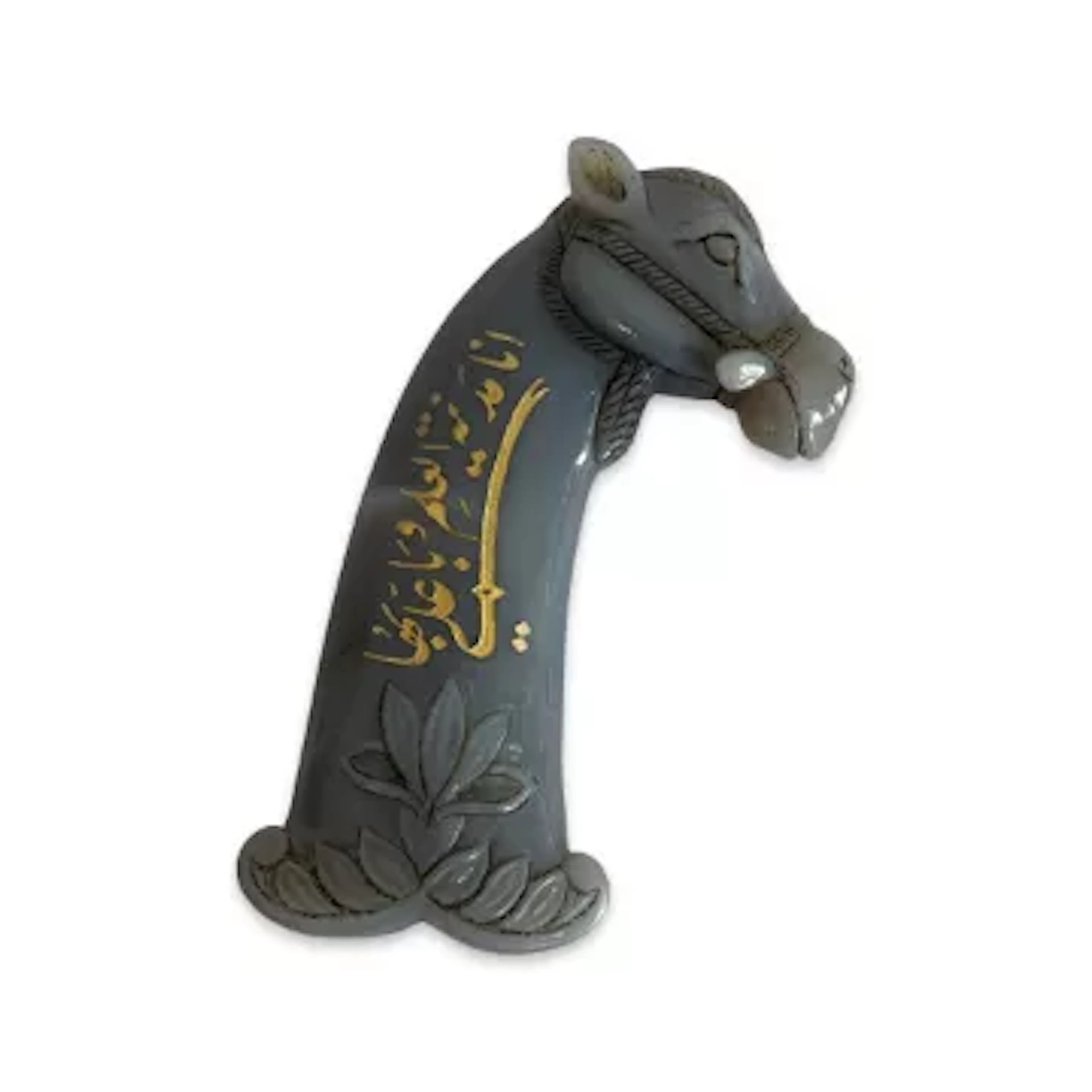 A JADE 17TH CENTURY STYLE HORSE HEAD DAGGER HILT