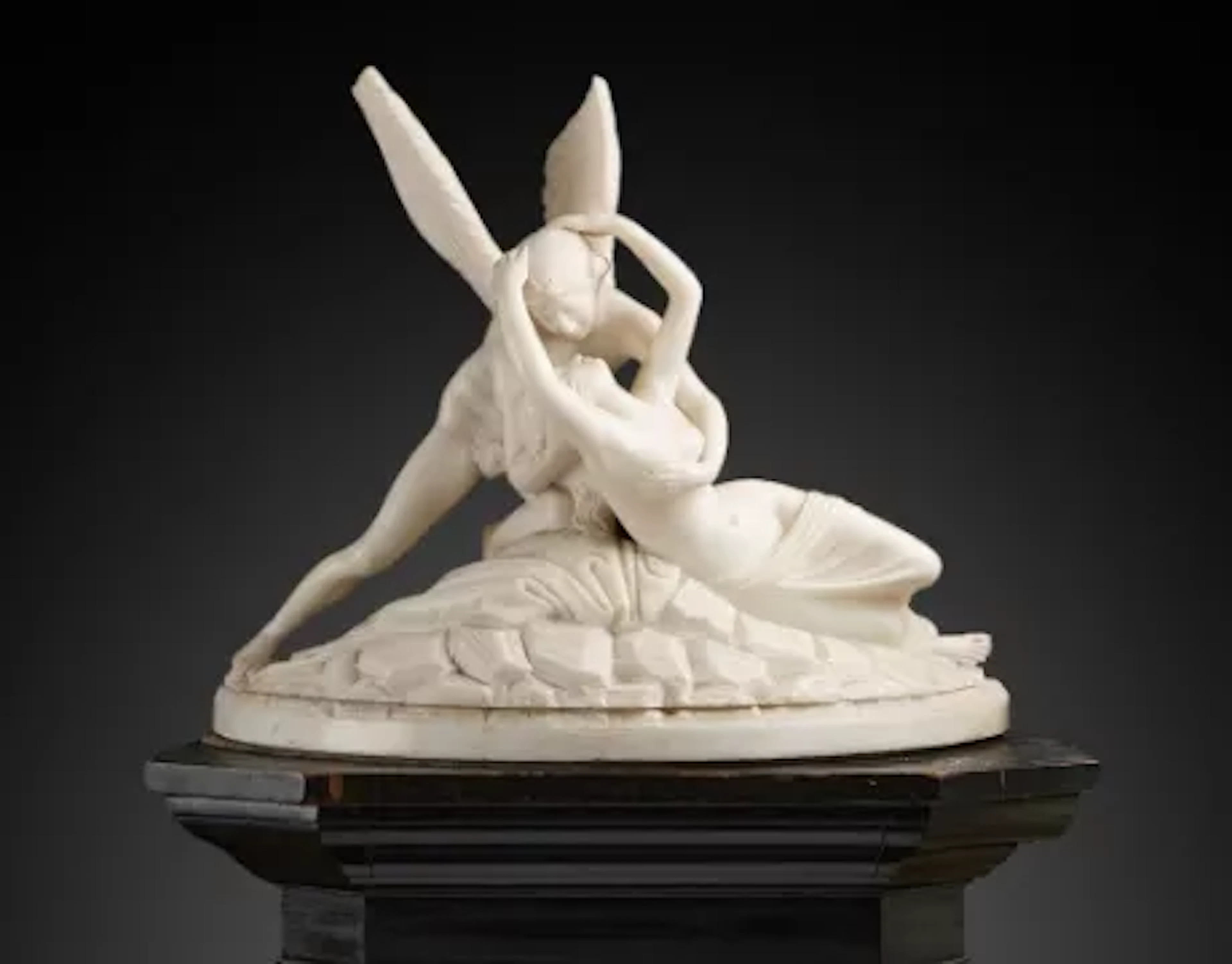 AFTER CANOVA: 'PSYCHE REVIVED BY CUPID'S KISS' ON PLINTH