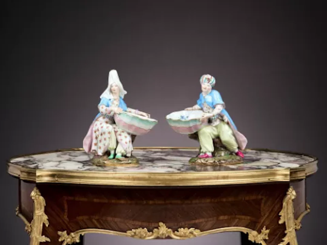 MEISSEN: A PAIR OF 19TH CENTURY PORCELAIN SWEETMEAT FIGURES OF TURKS