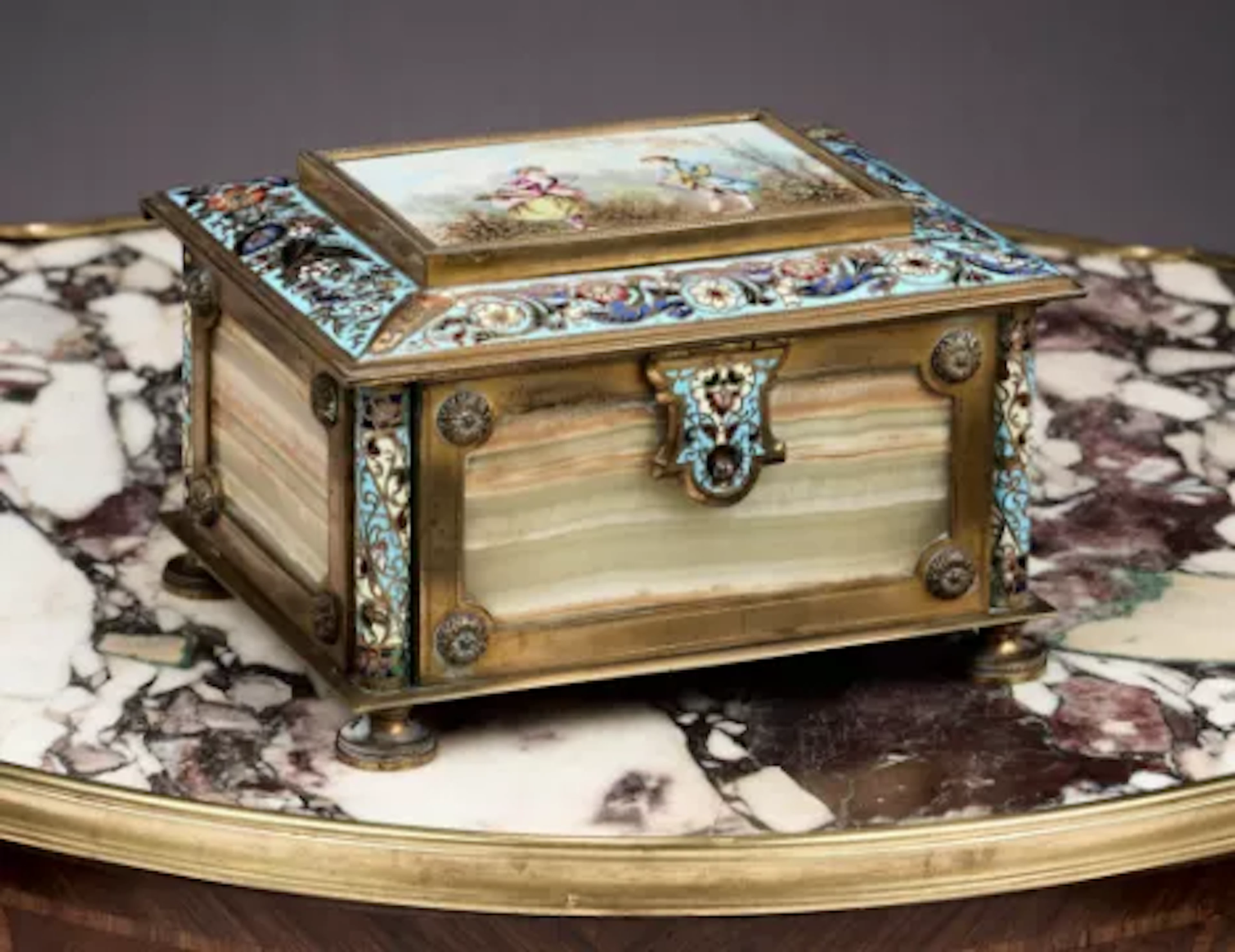 A FINE LATE 19TH CENTURY FRENCH PORCELAIN, ONYX, ORMOLU AND CHAMPLEVE
