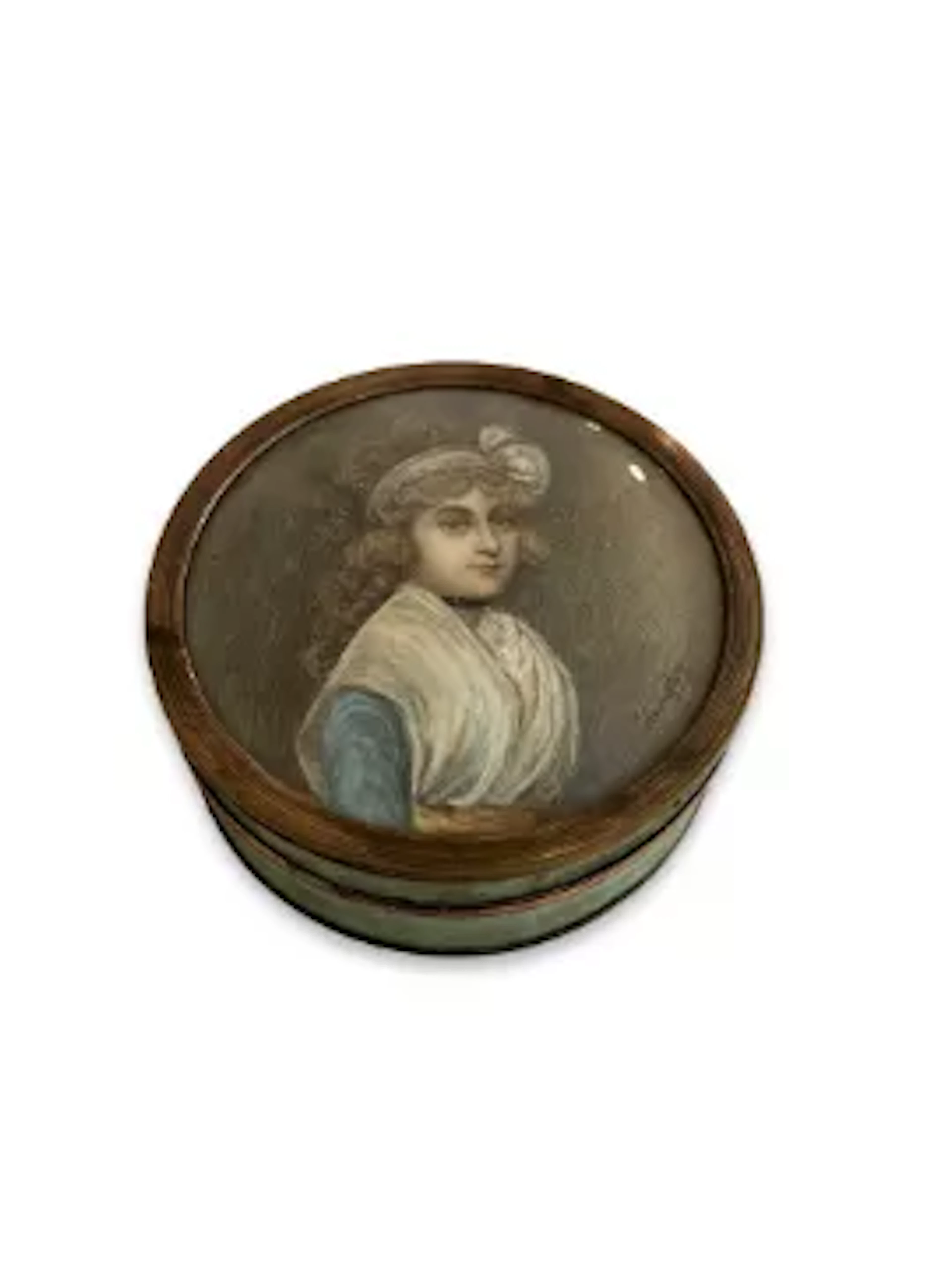 A 19TH CENTURY FRENCH SHAGREEN AND TORTOISESHELL SNUFF BOX WITH PORTRAIT