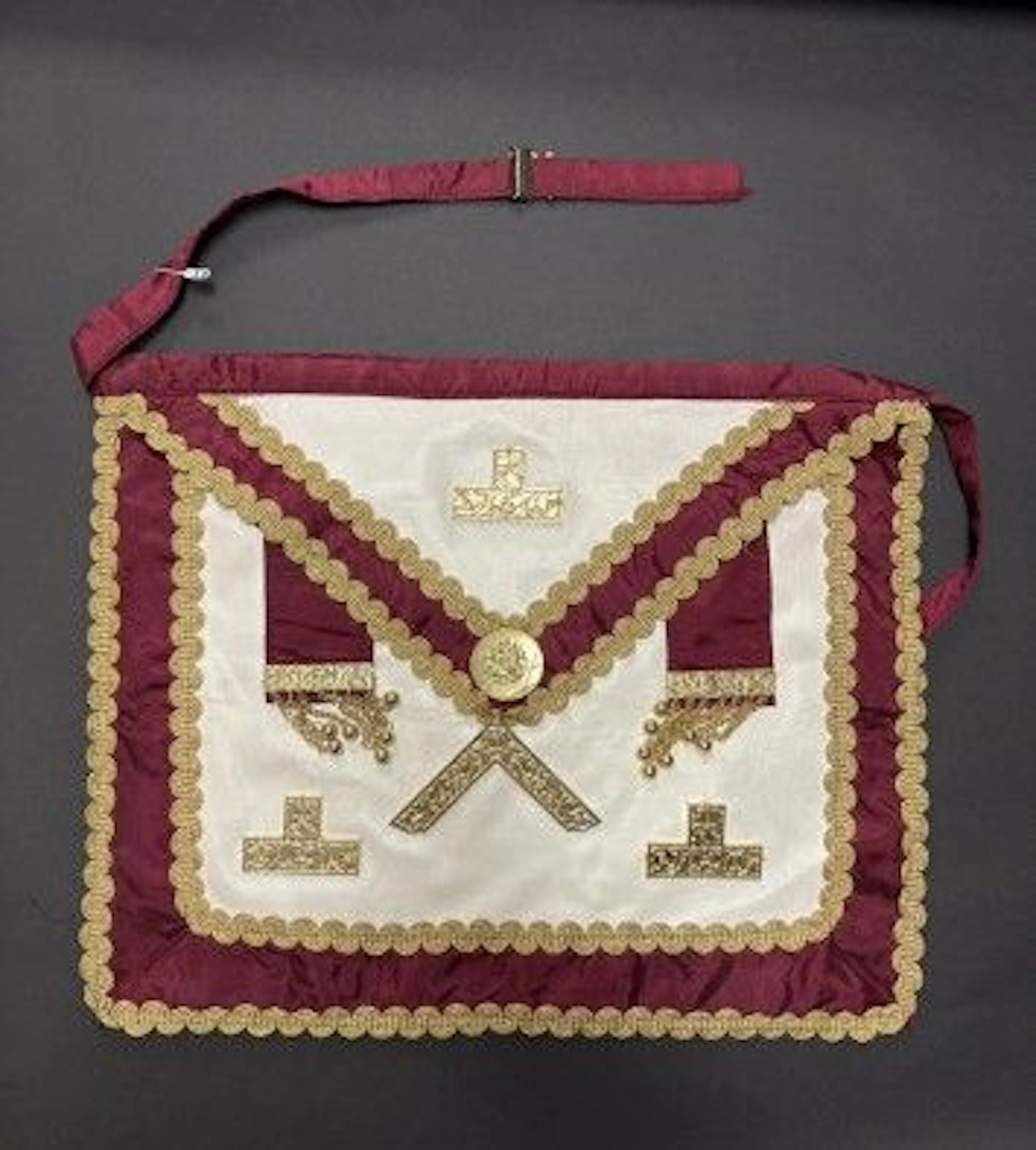 Masonic apron of a Worshipful Master, likely from Washington Lodge