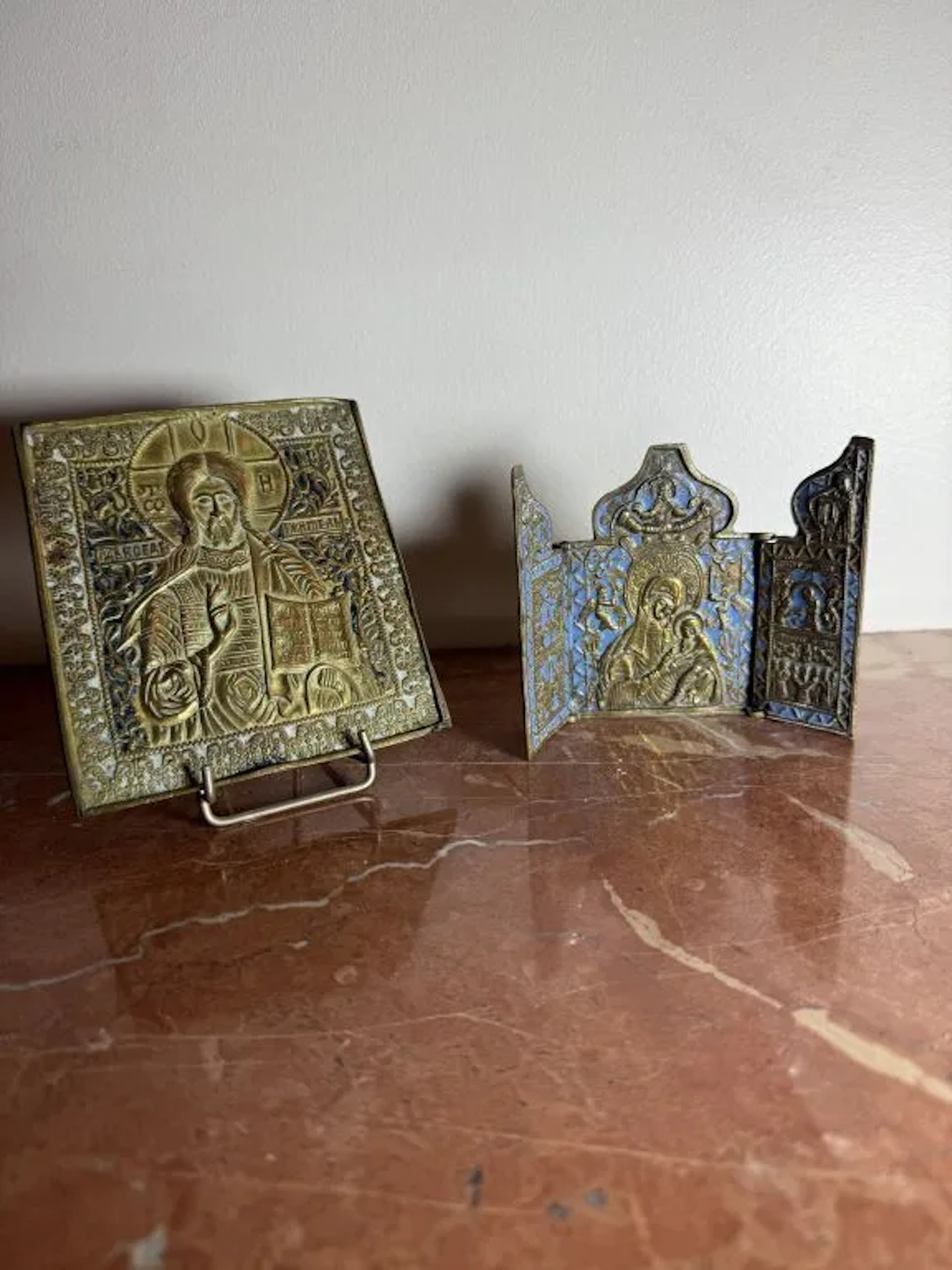 20th-century Russian school. Slightly enameled plaque in the form