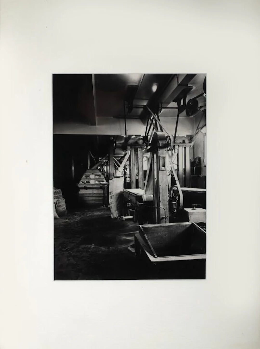 Dora MAAR (1907–1997) & Pierre KEFER (20th century). Photo essay at