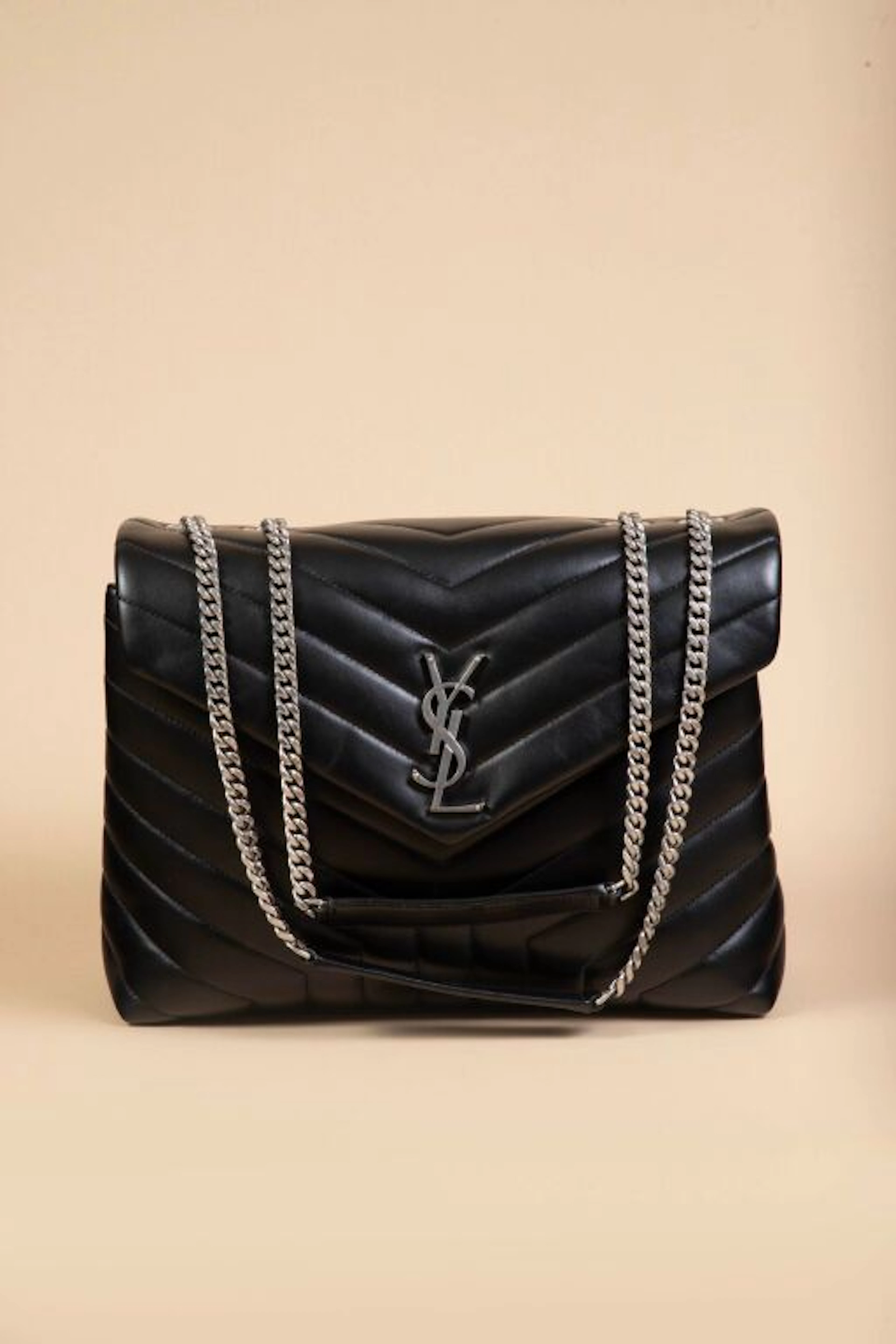 SAINT LAURENT Paris. Large Loulou bag, made of black Taurus leather