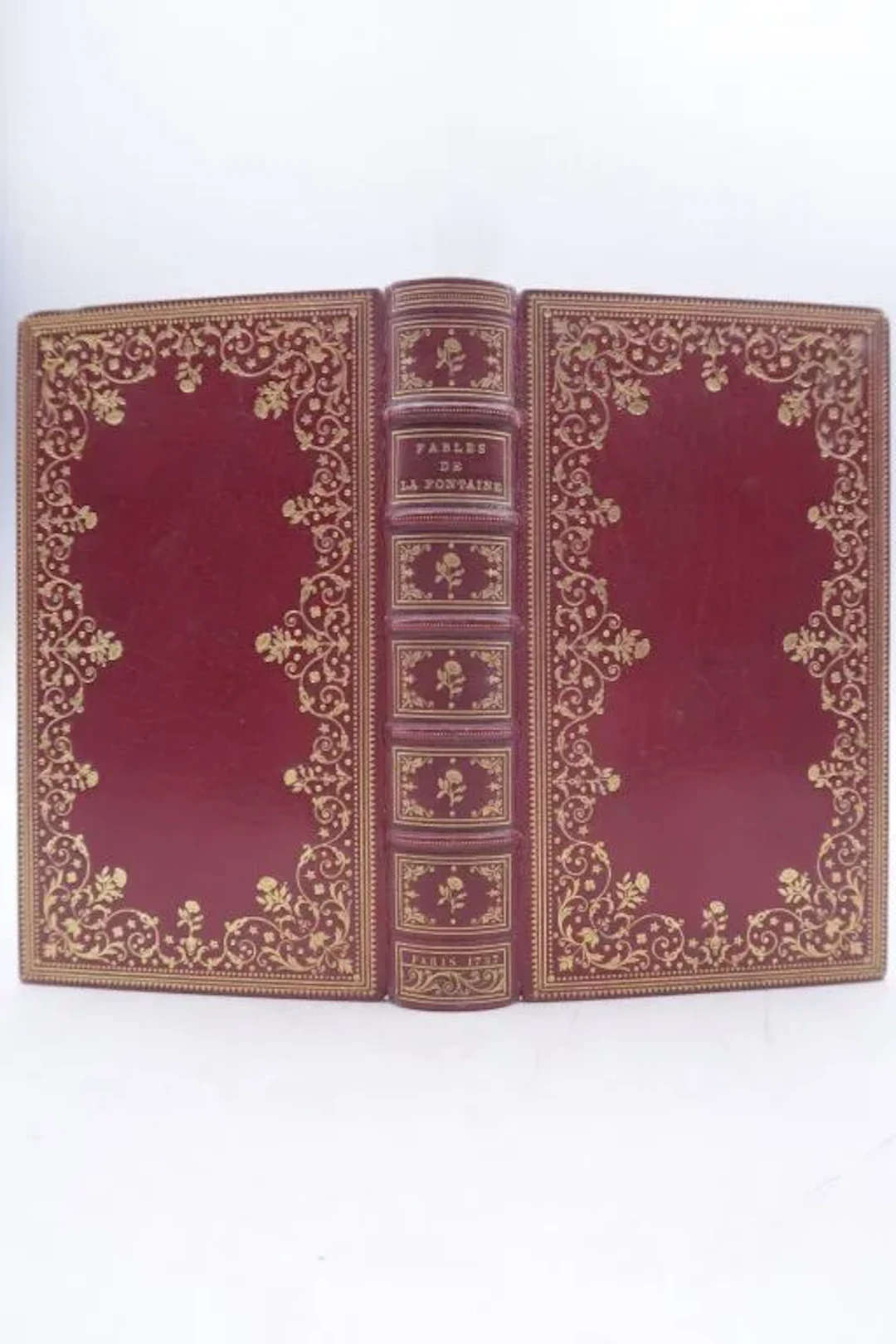 LA FONTAINE, Jean de, and COSTE, Pierre. Selected Fables. Paris: Published