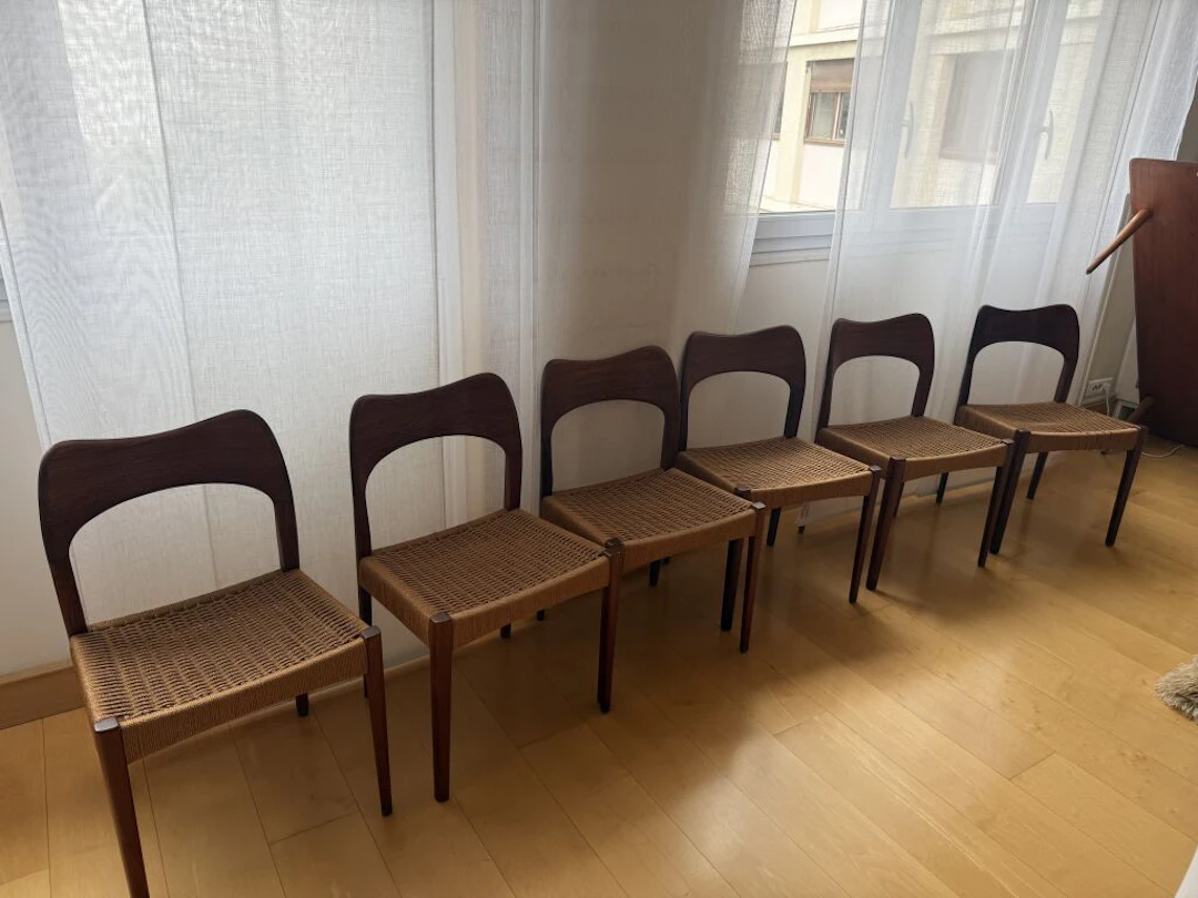 Arne HOVMAND-OLSEN (1919–1989). Set of 6 teak chairs, Mogens Kold
