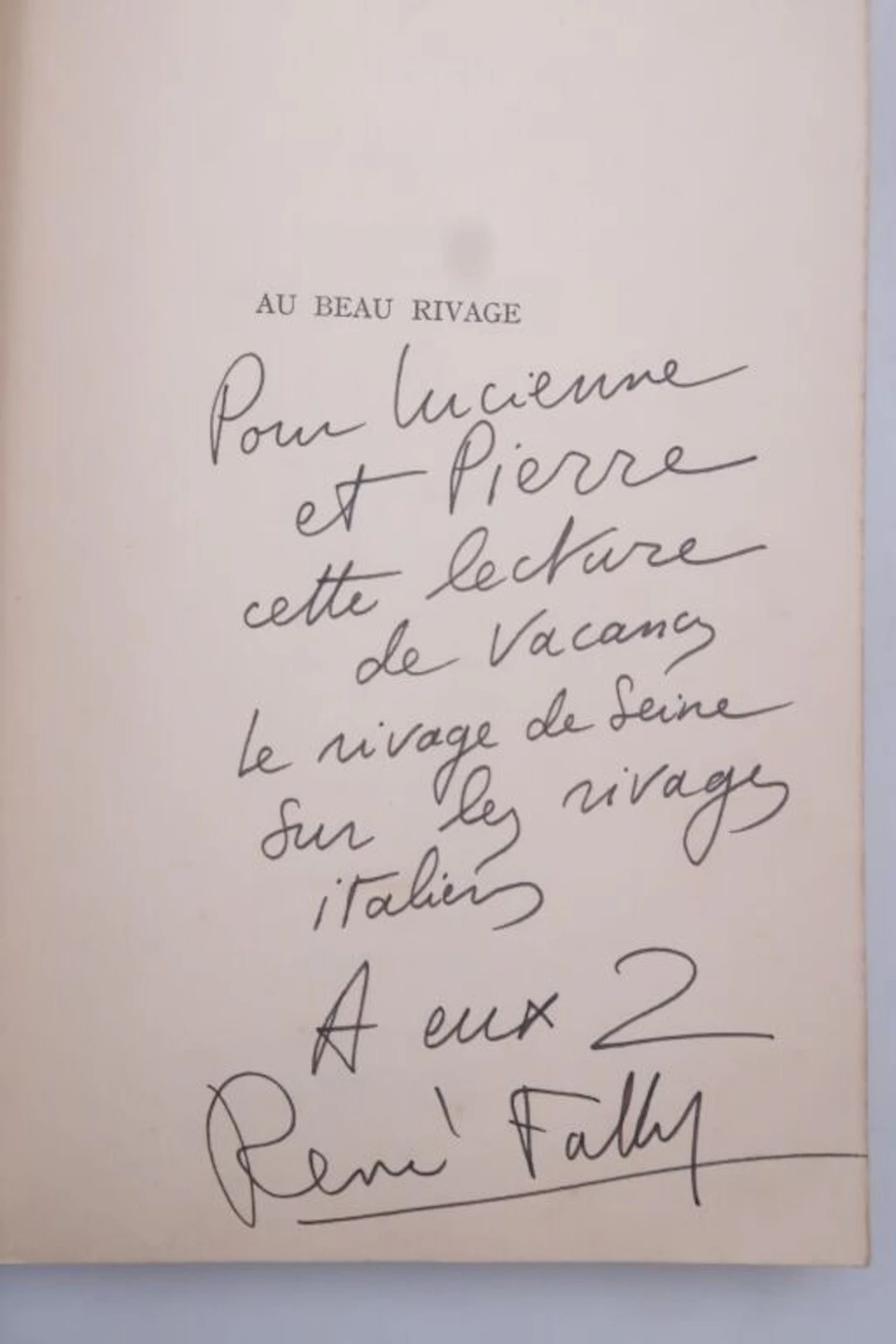 FALLET, René. *Au Beau Rivage*. Paris, Denoël, 1970. In-8 (20.5 x