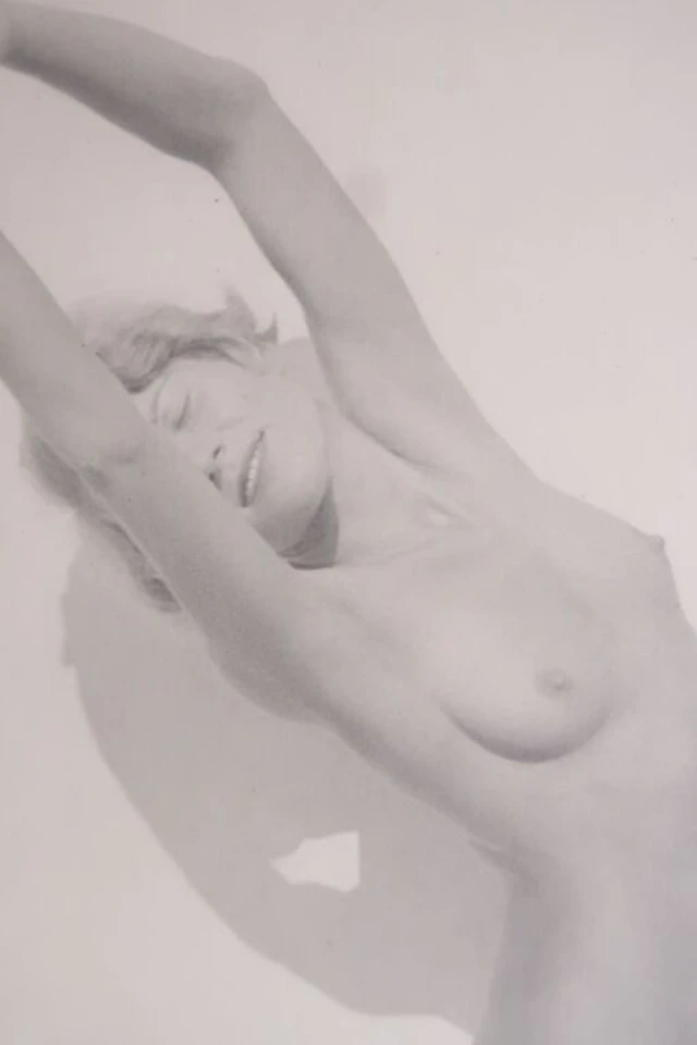 ROMAINS, Jules, and VERNEUIL, Maurice Pillard. Images of a Woman.
