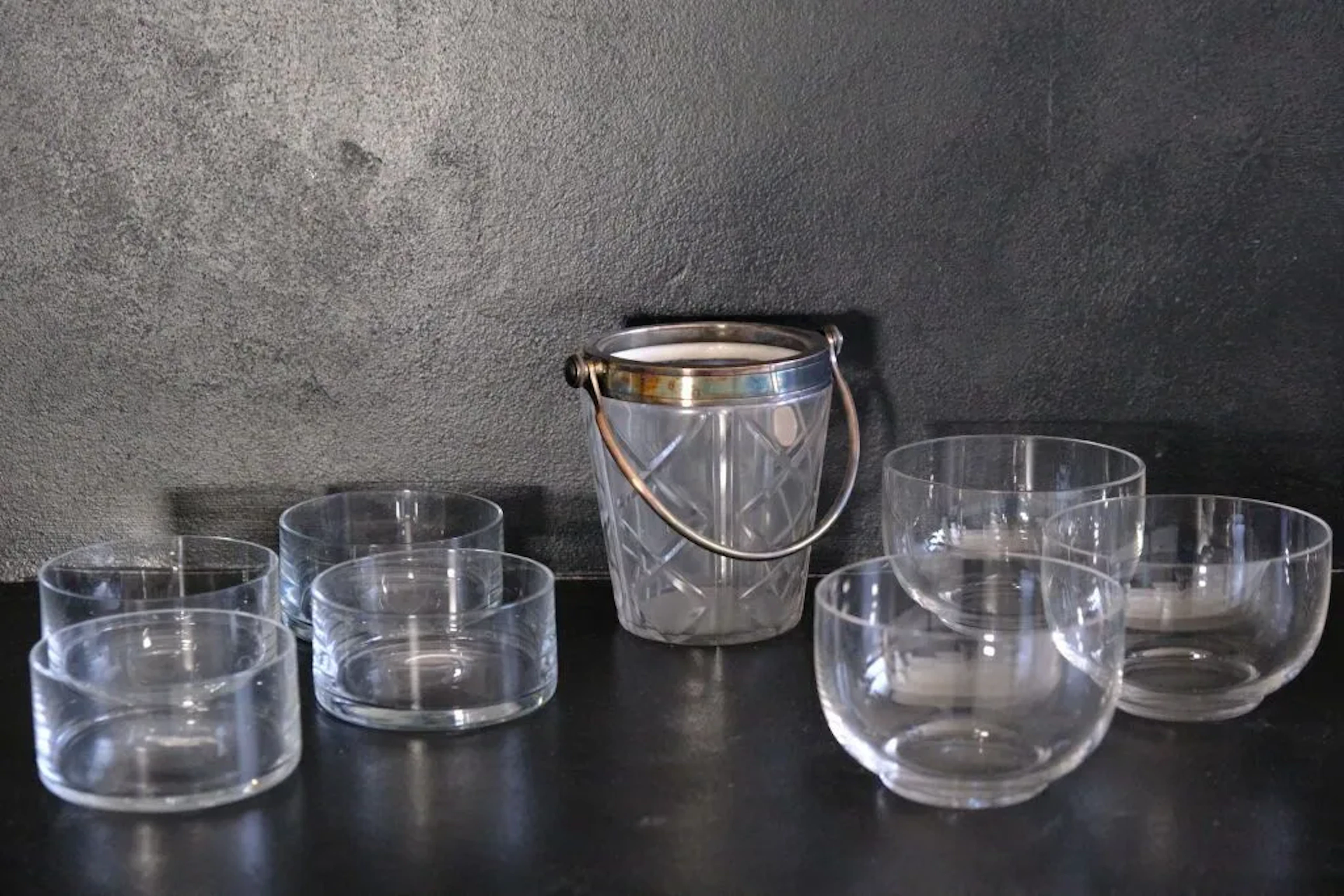 Set of three glasses and set of four glass fruit bowls. Height of