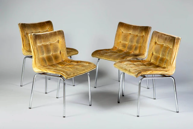 René-Jean CAILLETTE (1919–2004). Set of four Model 62 chairs with
