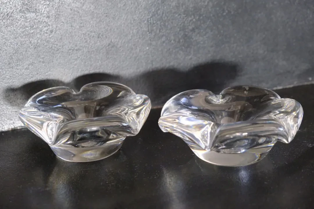 DAUM France. Pair of flower-shaped crystal candlesticks or table centerpieces.