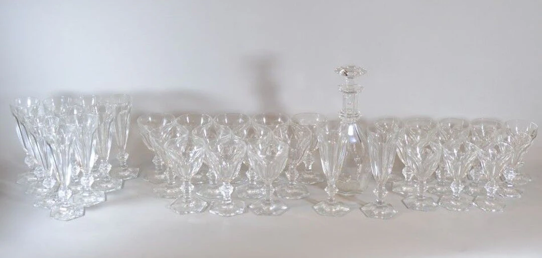 BACCARAT - HARCOURT model. Serving set including: - 12 champagne flutes;