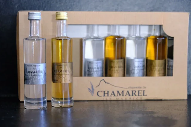 MAURITIUS - CHAMAREL Rum Distillery. Set of seven 5-cl mini bottles