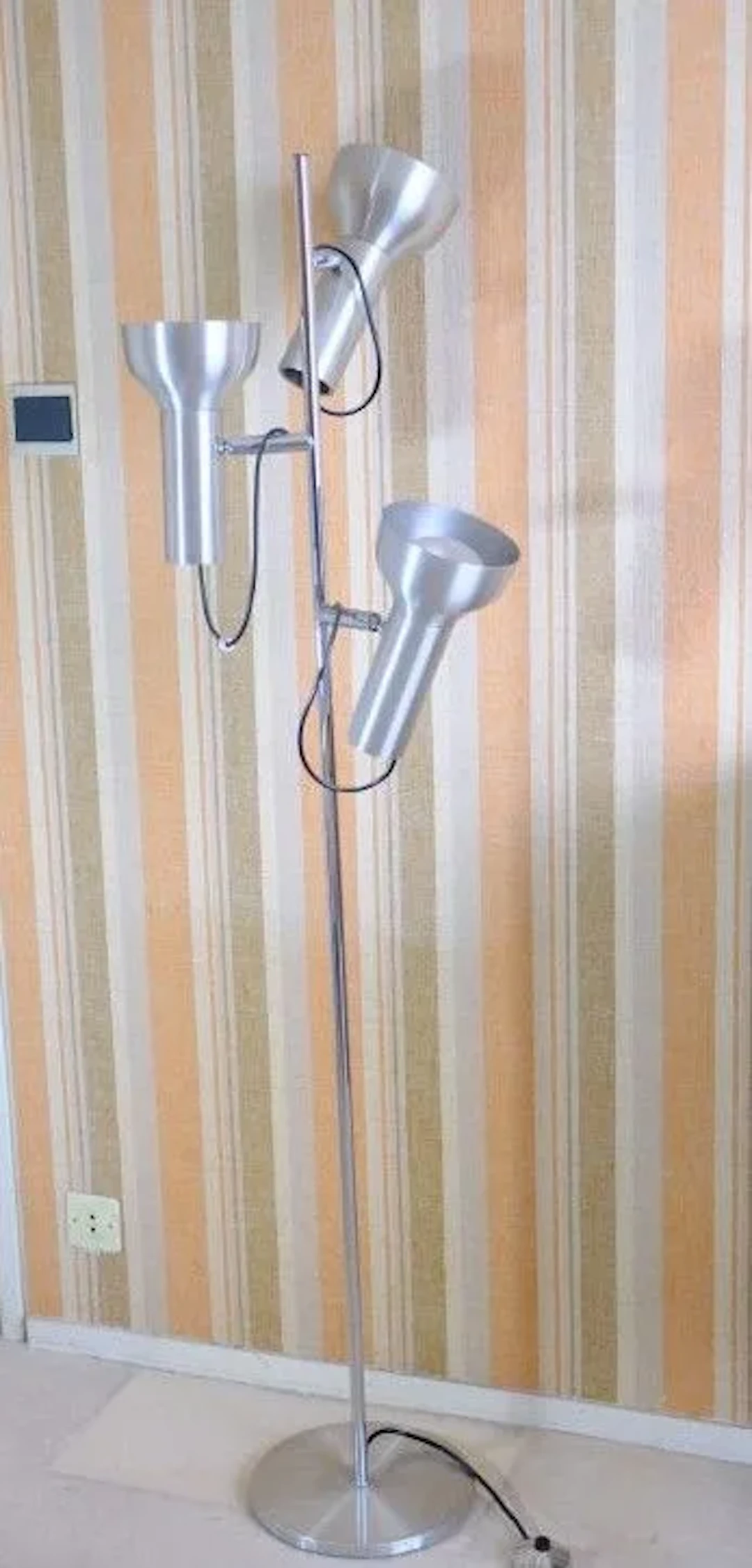 Designer floor lamp with three arms, made of brushed aluminum and