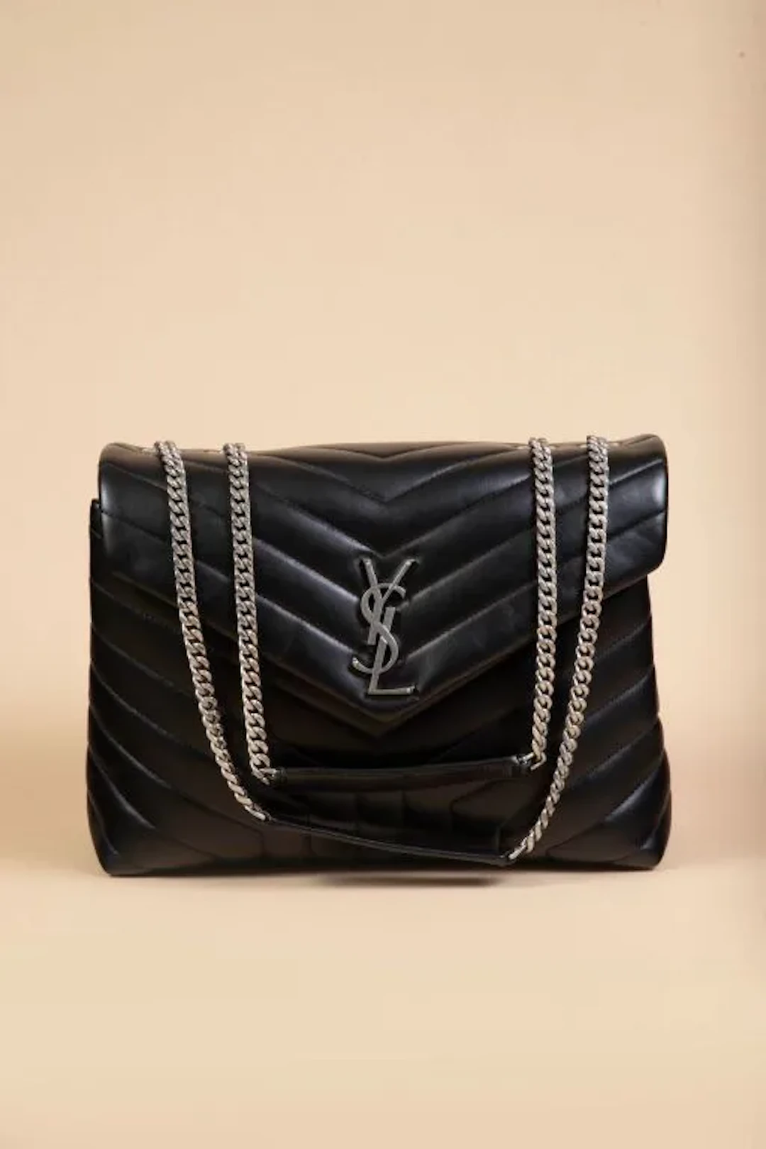 SAINT LAURENT Paris. Large Loulou bag, made of black Taurus leather