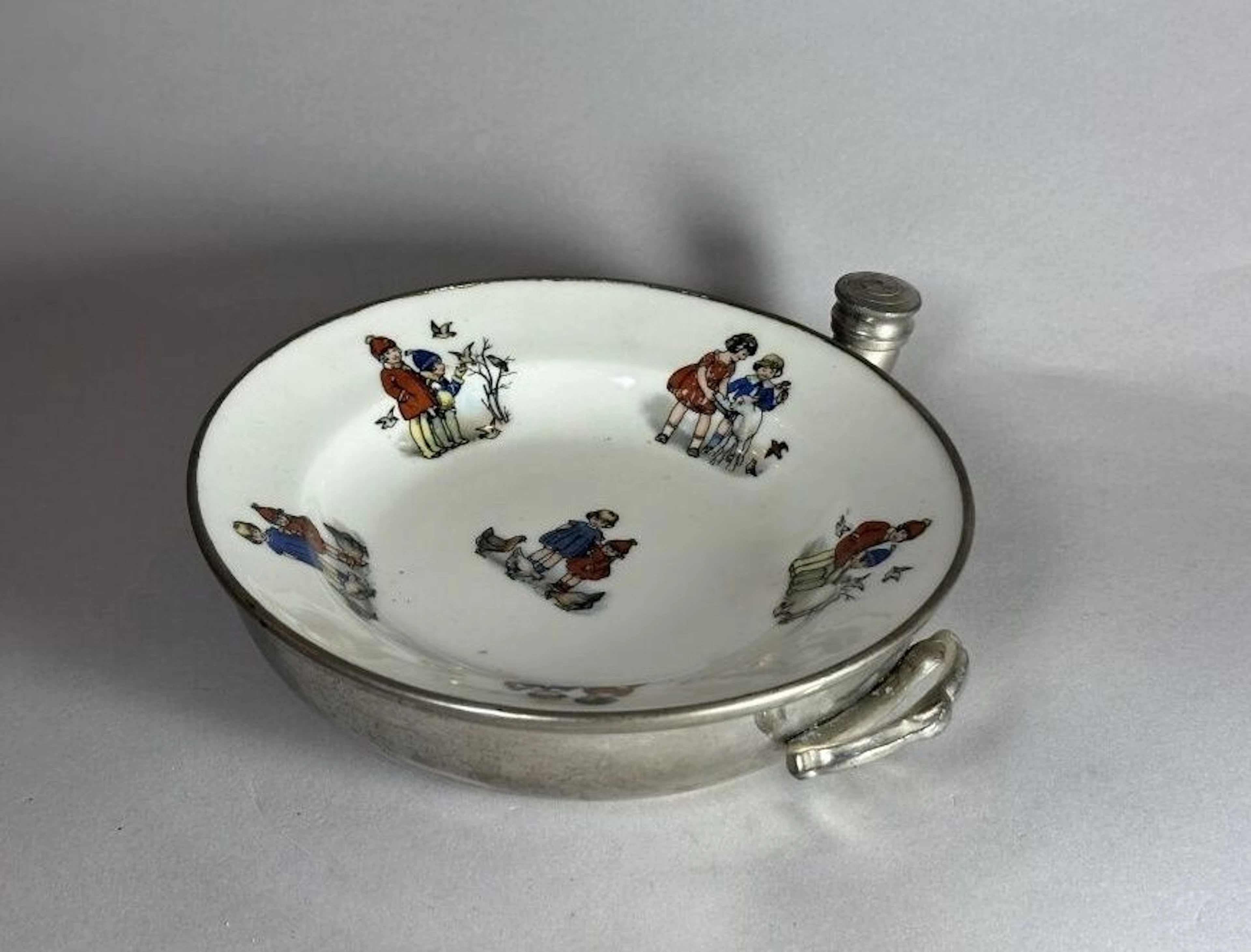 ENFANTINA. A small double boiler bowl for baby food or a porridge