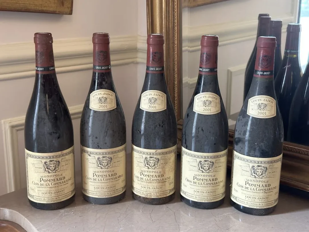 POMMARD 1er Cru "Clos de la Commaraine" 2001 - Domaine Louis Jadot.