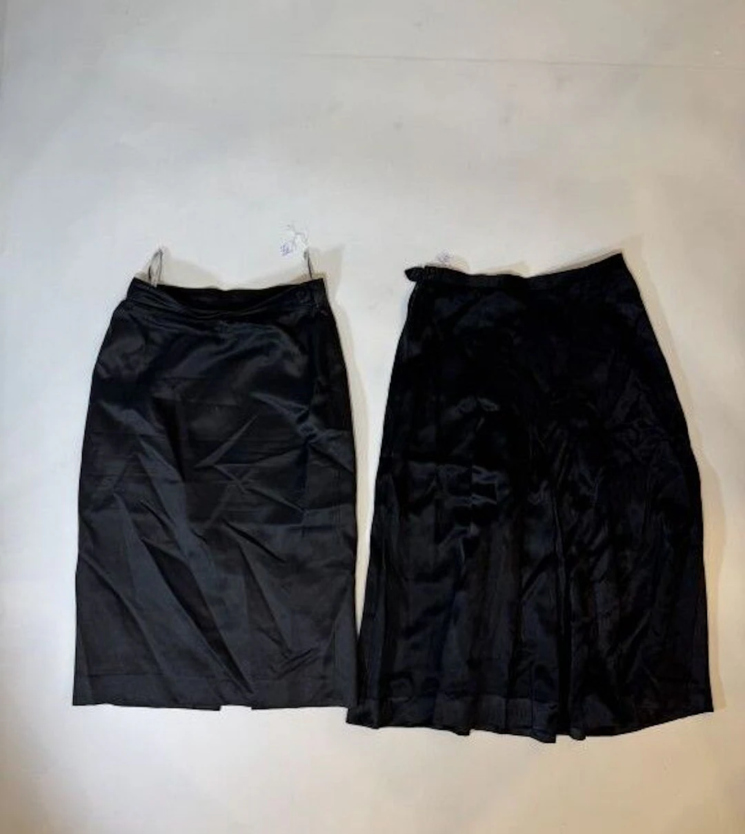 YVES SAINT-LAURENT Lot including: -YVES SAINT-LAURENT Rive Gauche.