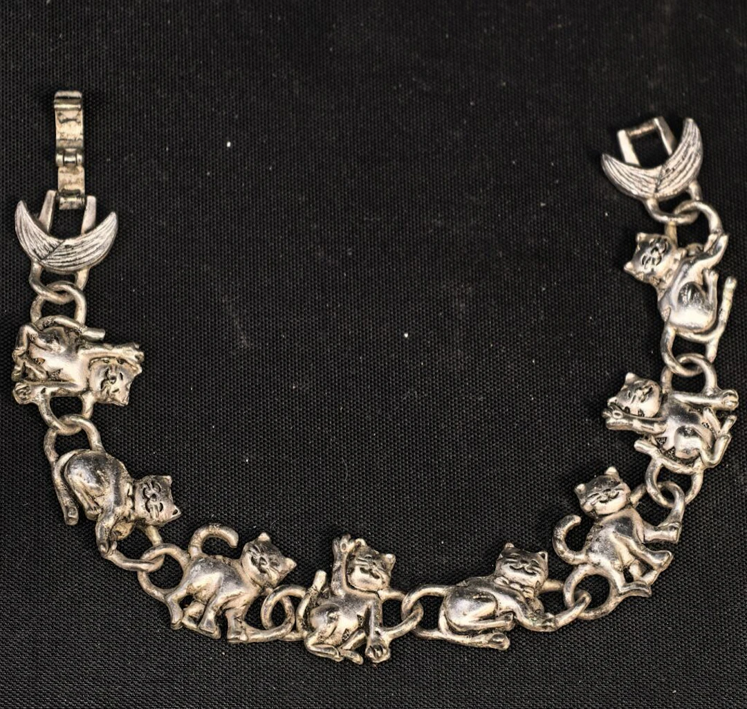 At first glance, this metal bracelet doesn't seem like much, but it's
