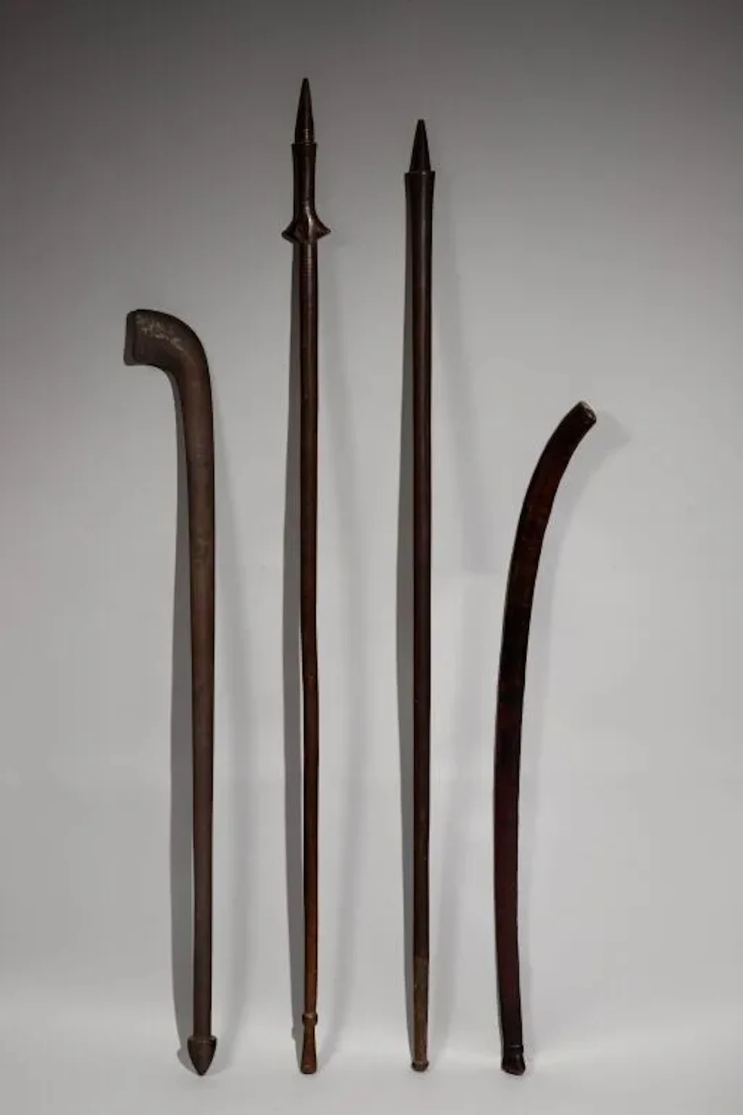 Sternum piercing. Vanuatu Archipelago, 19th century. H: 124 cm.