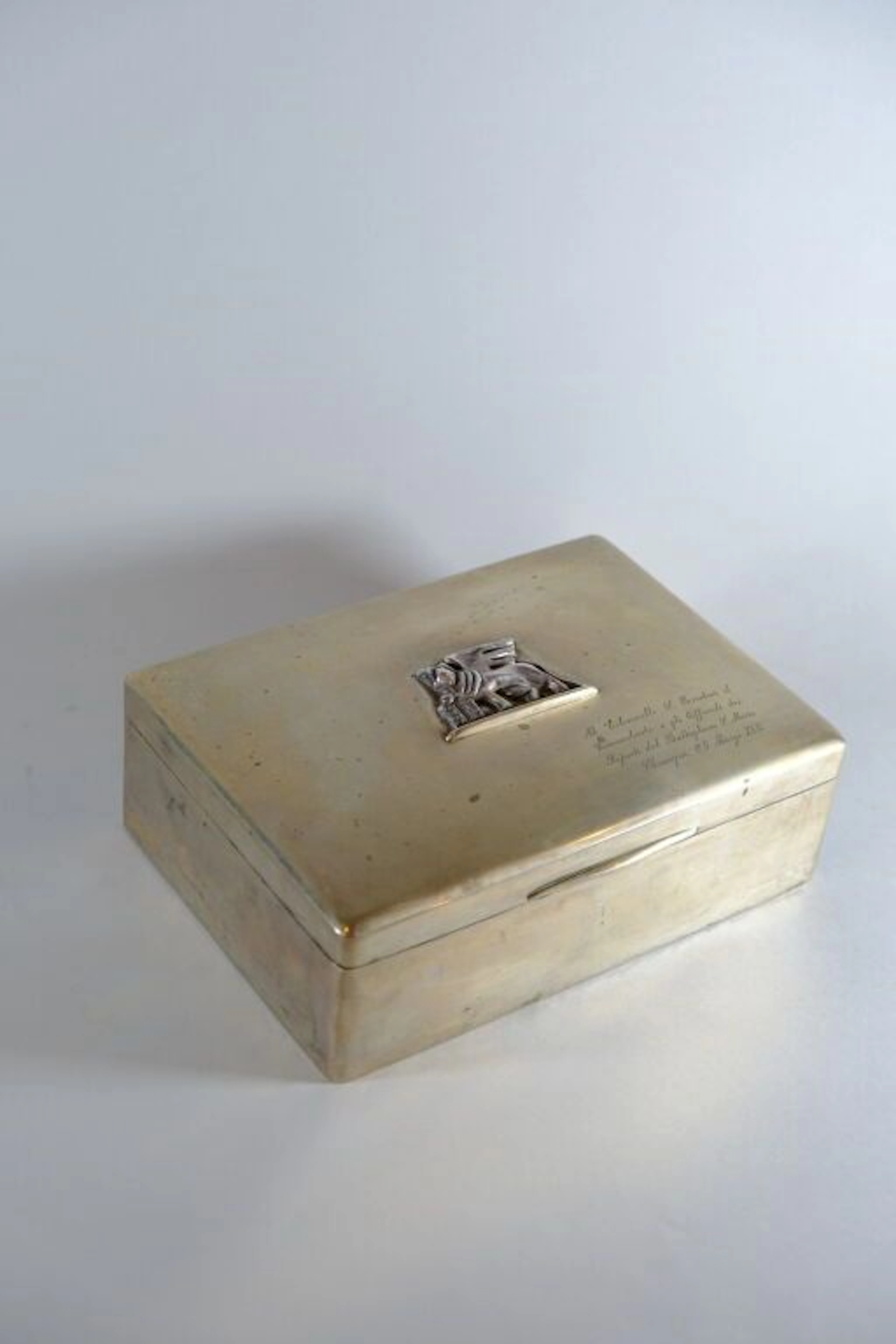 SHANGHAI, First half of the 20th century. A large cigarette case made