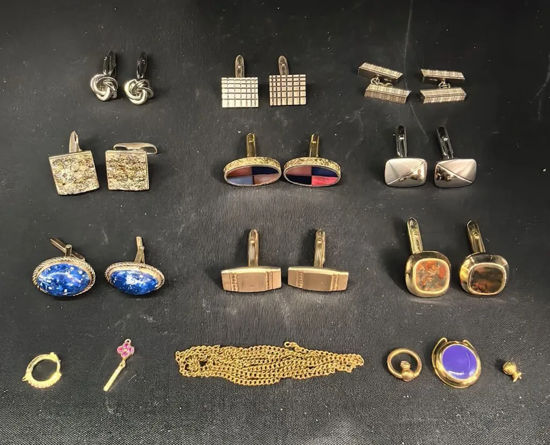 A deuteronomic take on cufflinks and other tunnels beneath the sleeve—some