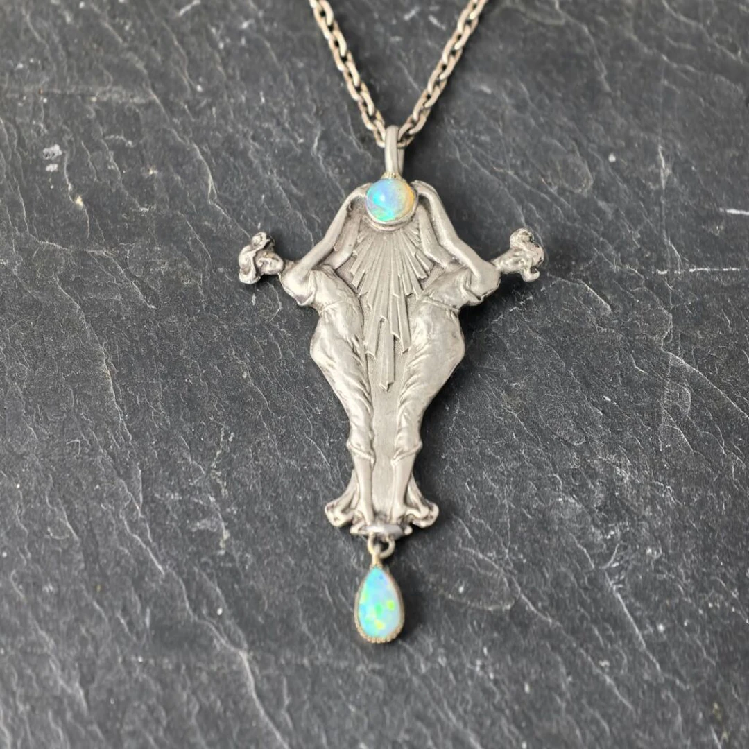 Lucien GAILLARD (1861–1942). Art Nouveau period. Erotic pendant with
