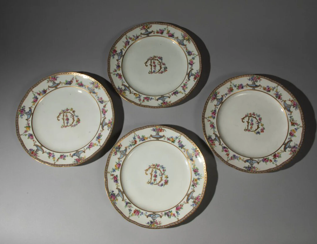 In the Sèvres style, based on Madame du Barry’s dinner service. Set