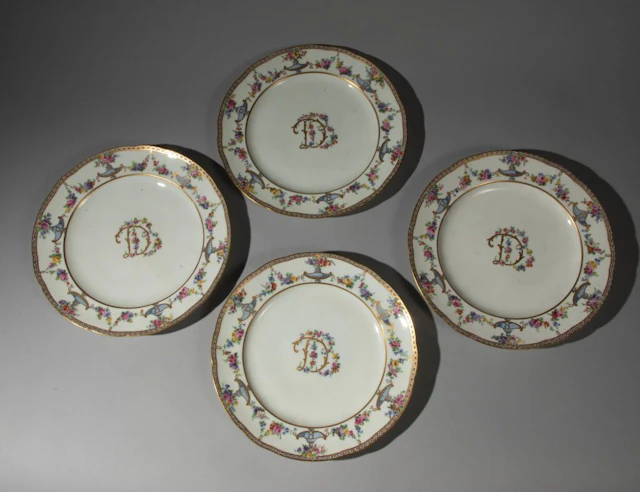 In the Sèvres style, based on Madame du Barry’s dinner service. Set