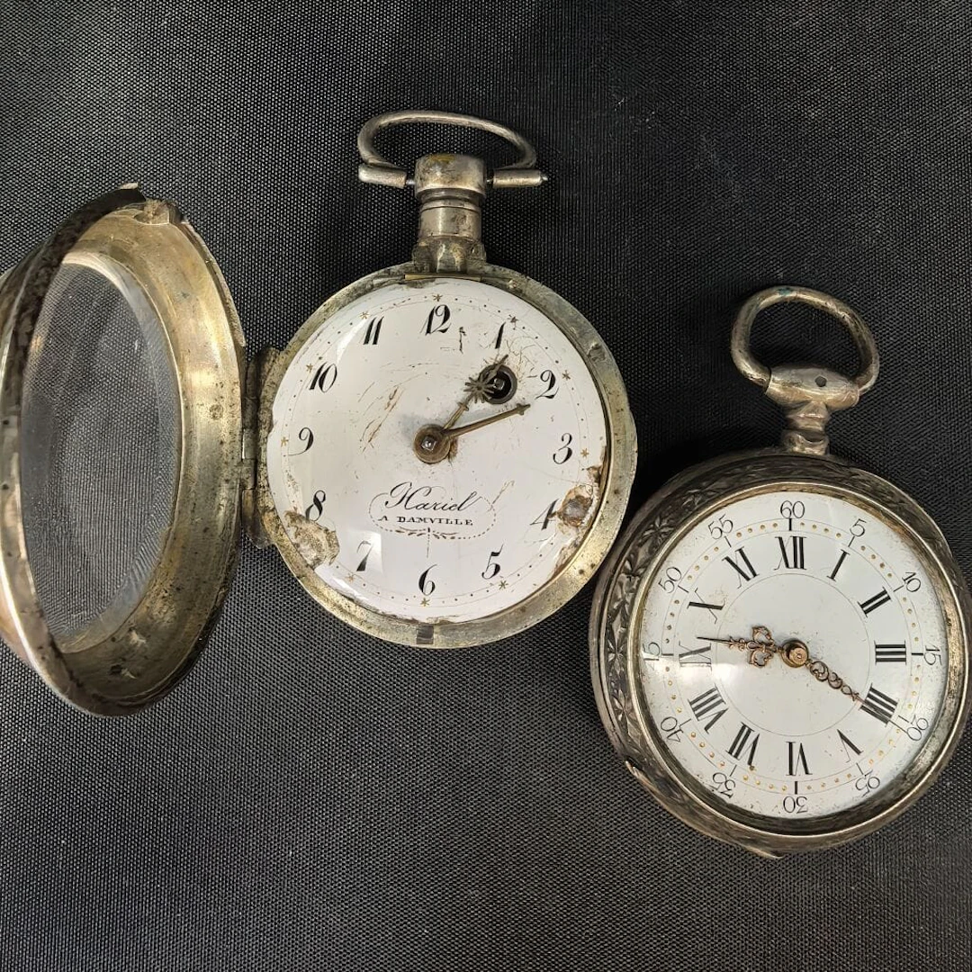 Set of two pocket watches in at least 800‰ silver, late 18th century: