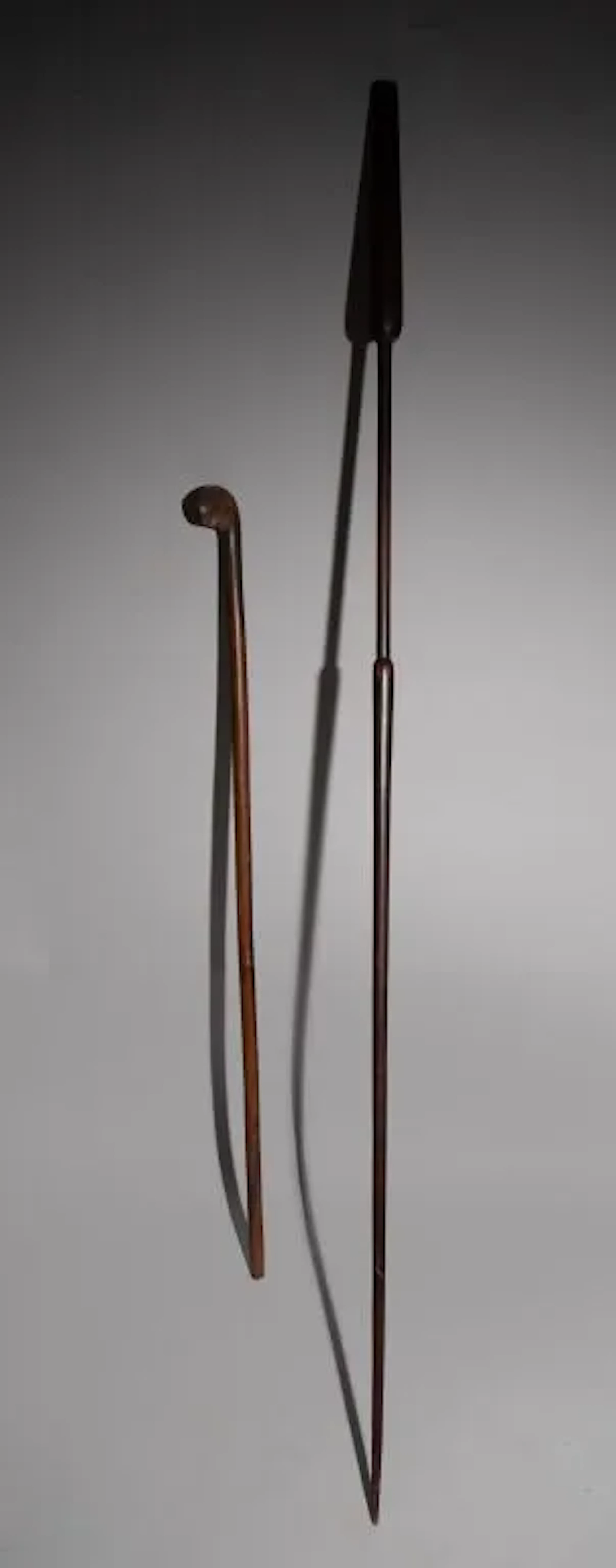 A staff-thrower with a hollowed-out, truncated-cone-shaped base. Beautiful