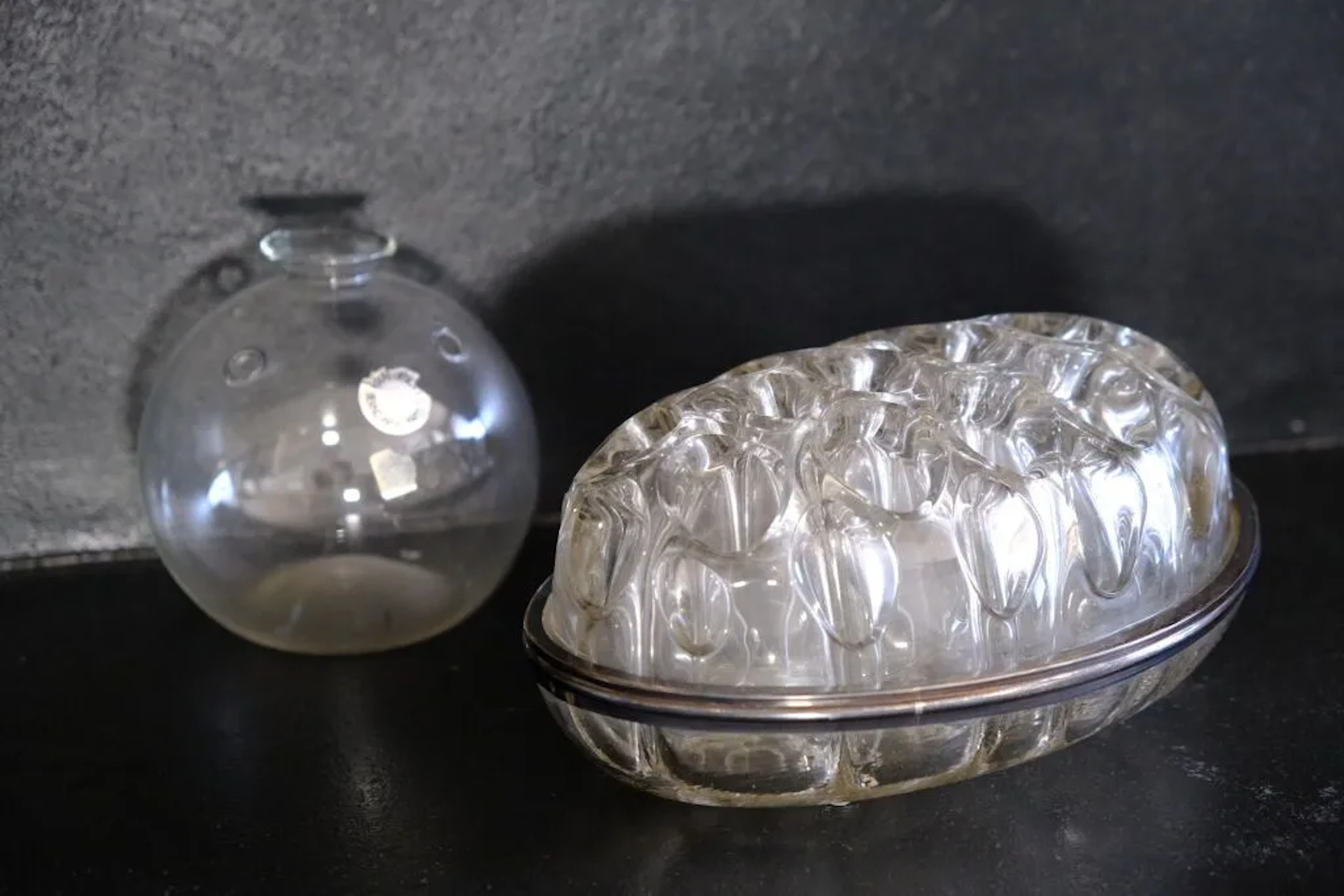 Oval-shaped glass flower vase with a 925‰ silver rim. Minerva hallmark