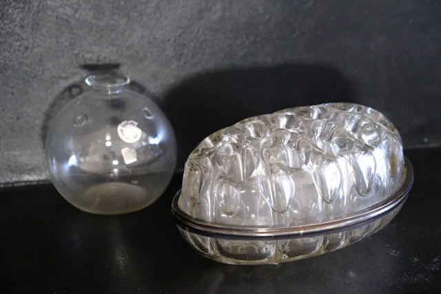 Oval-shaped glass flower vase with a 925‰ silver rim. Minerva hallmark