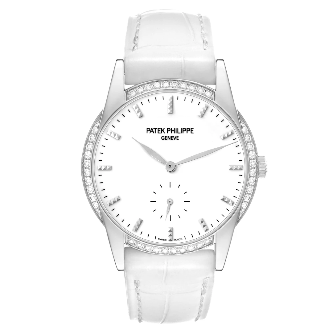 Calatrava (Reference 7122/200G-001). A 33mm white gold diamond set