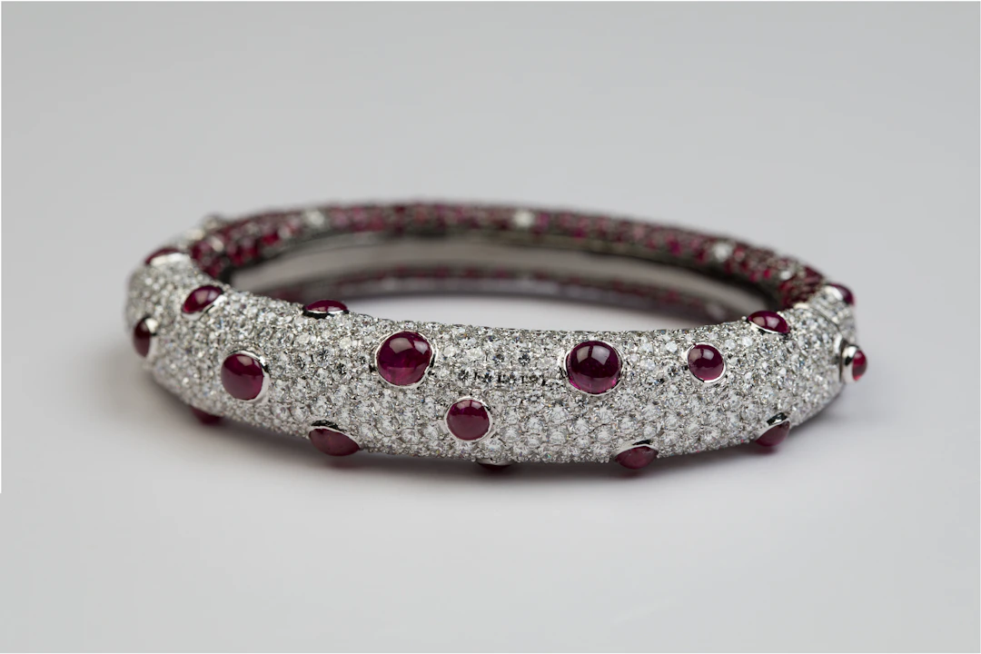 Bleeding Tooth Bracelet