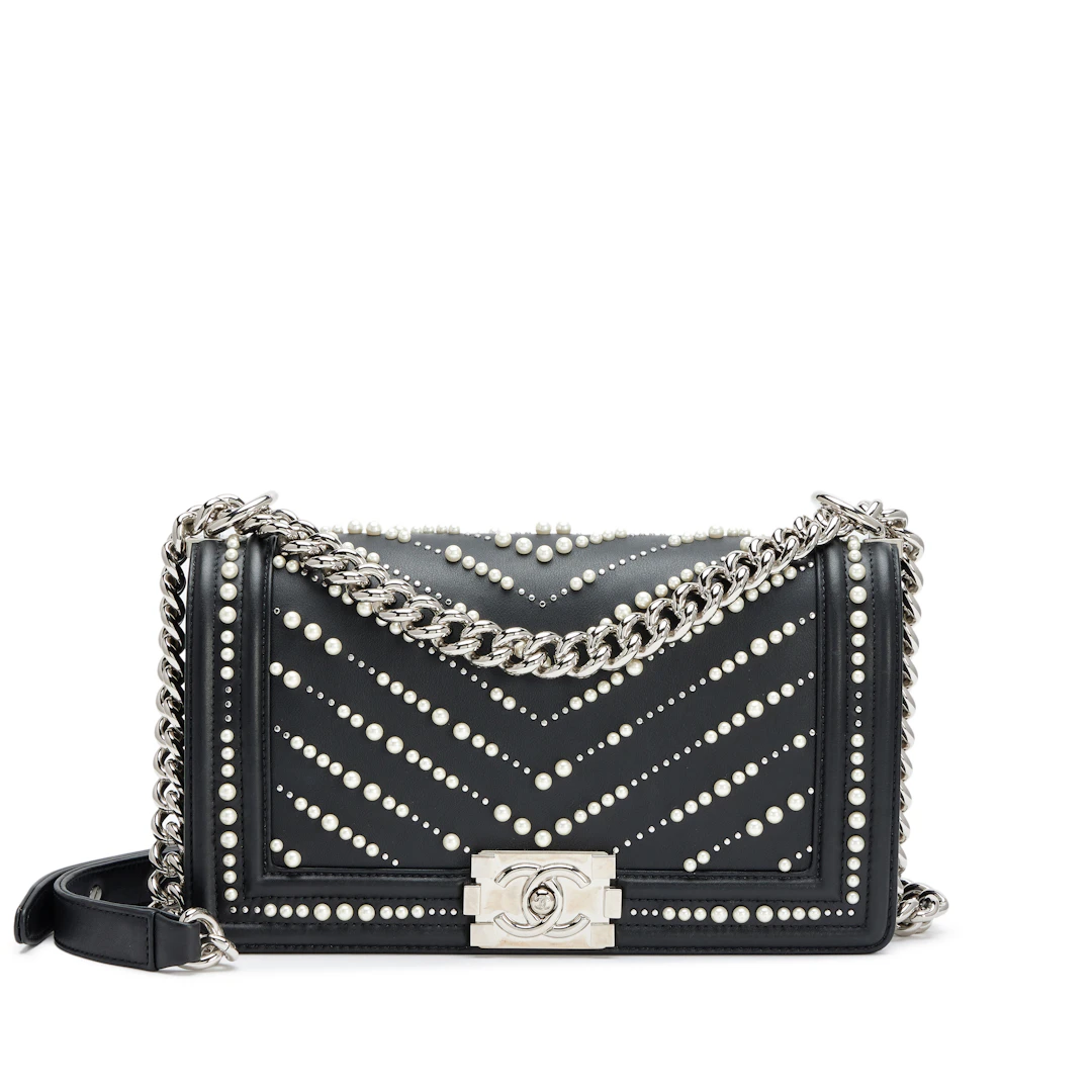 Black Calfskin Pearl Chevron Medium Boy Bag Silver Hardware, 2019